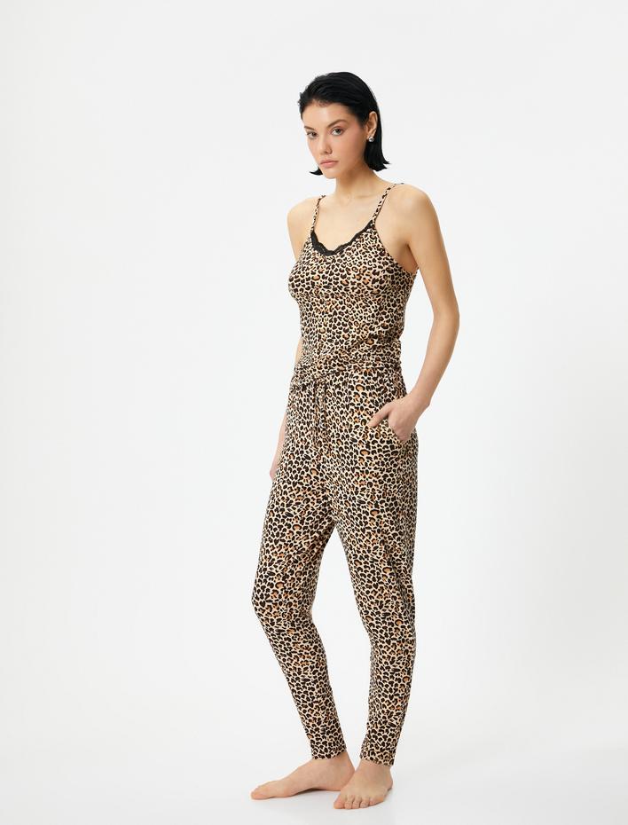  Leopar Desenli Pijama Altı Havuç Fit Beli Bağcıklı Cepli Hafif Dar Paça