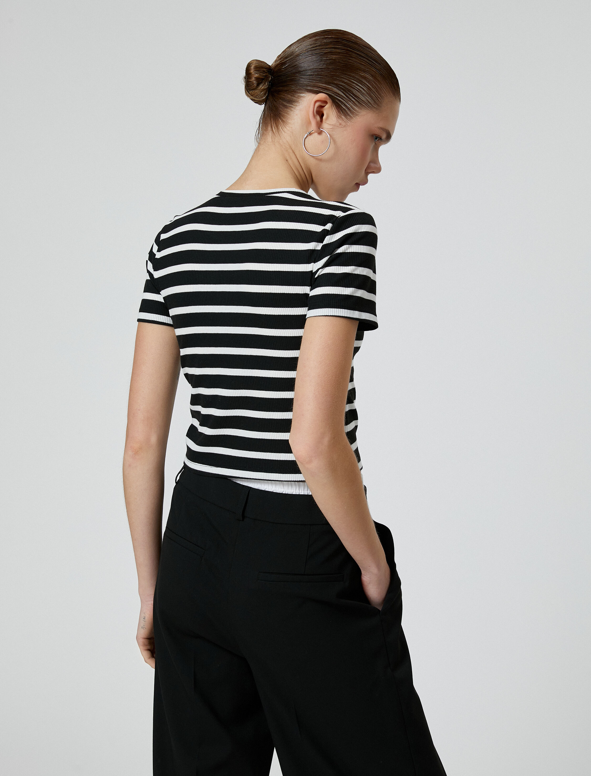   Kısa Kollu Tişört Bisiklet Yaka Viskoz Kumaş Karışımlı