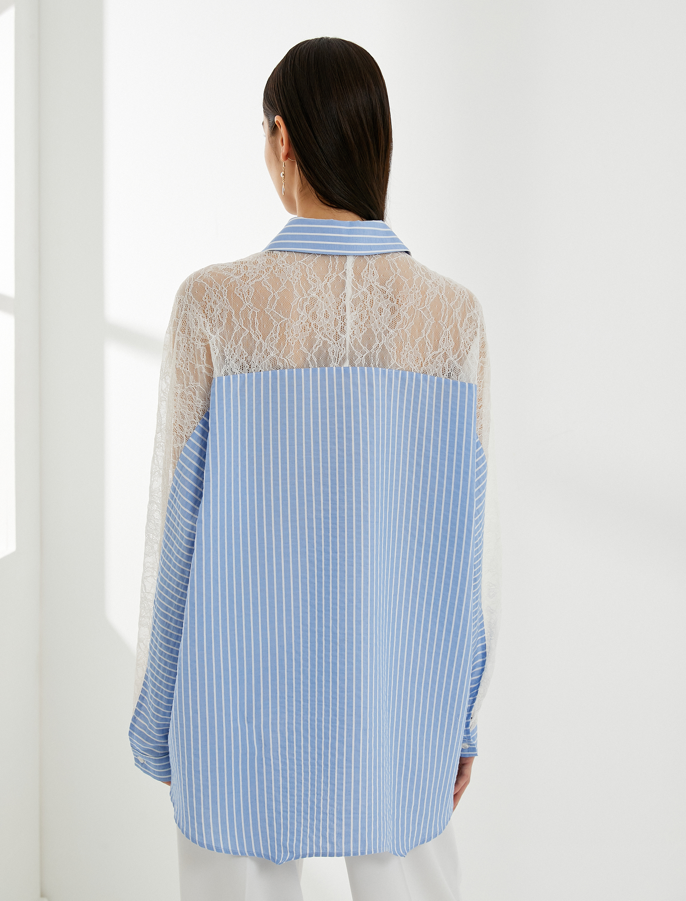   Dantel Detaylı Gömlek Uzun Kollu Düğmeli Manşet Yaka