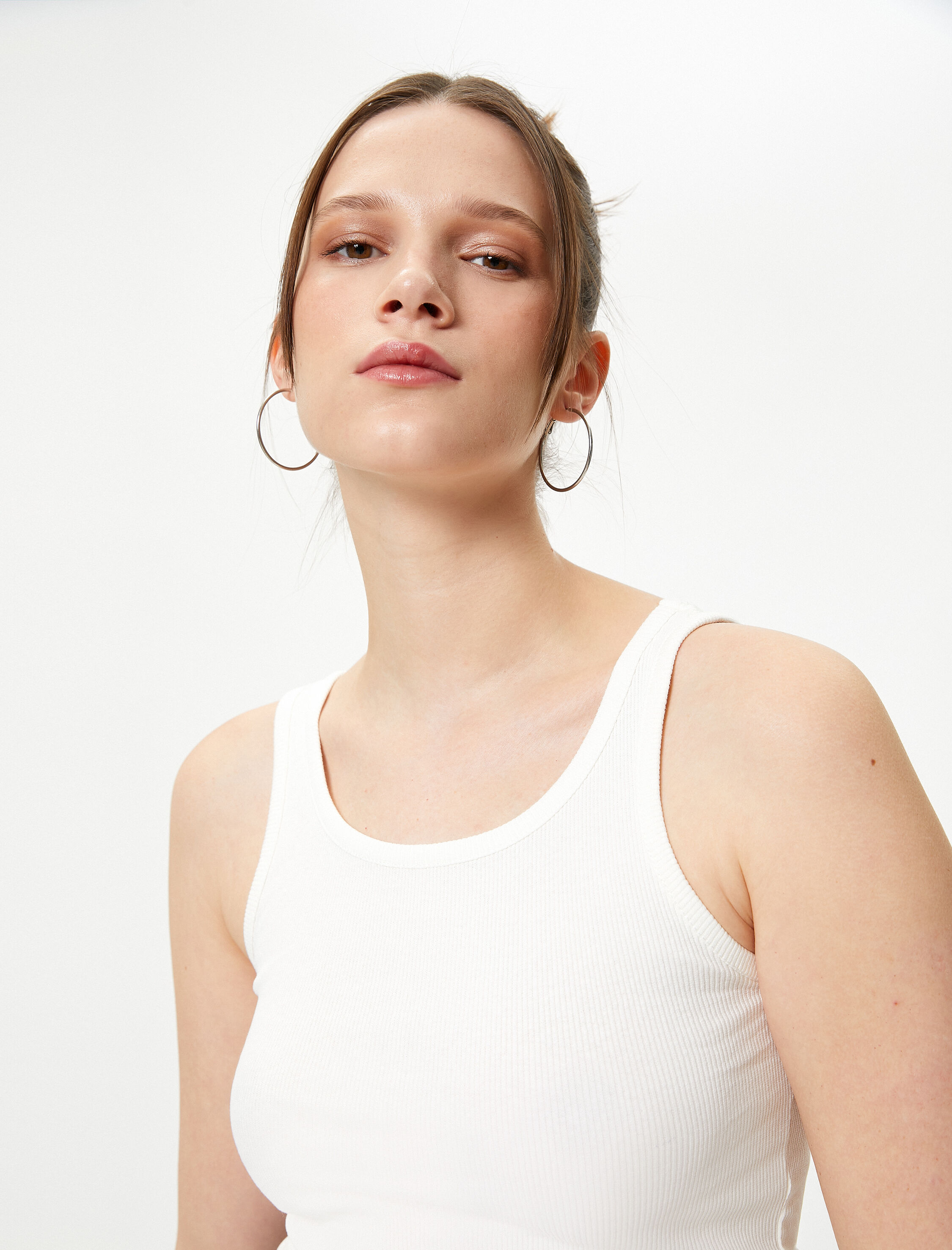   Pamuklu Basic Atlet U Yaka Ribanalı Slim Fit