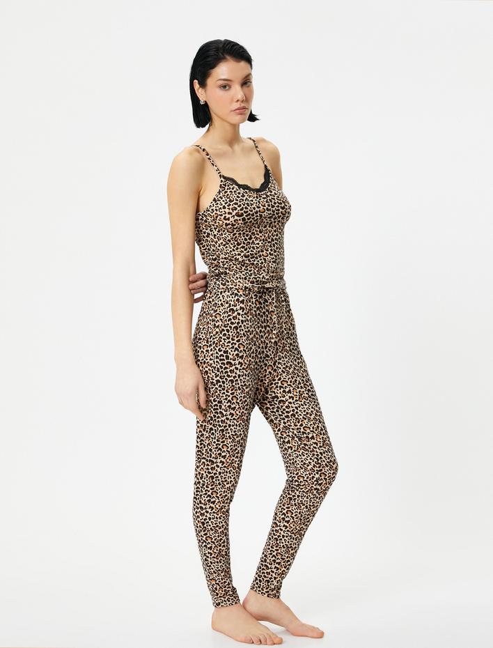  Leopar Desenli Pijama Üstü Atlet Dantelli İnce Askılı