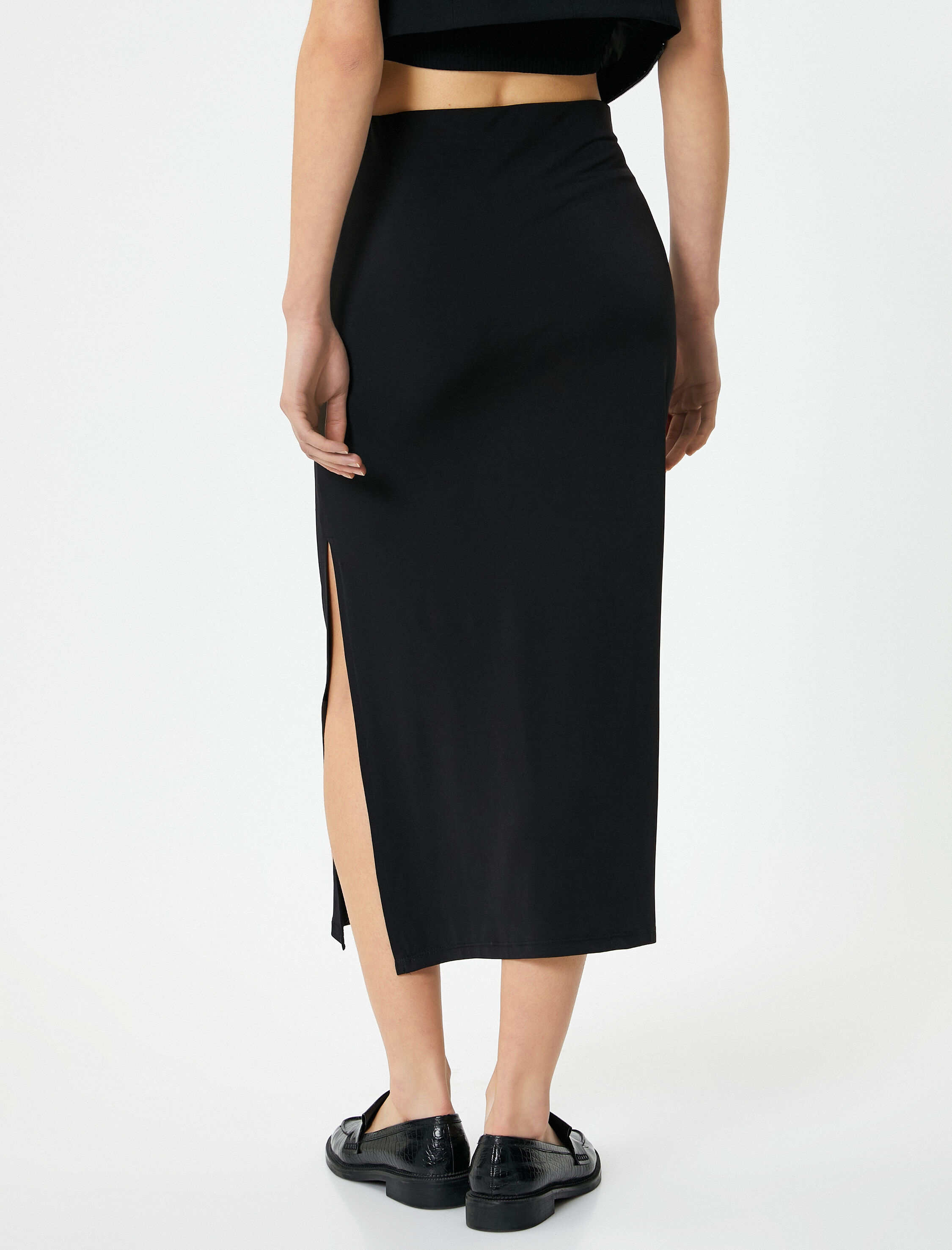   Midi Etek Drapeli Yandan Yırtmaçlı