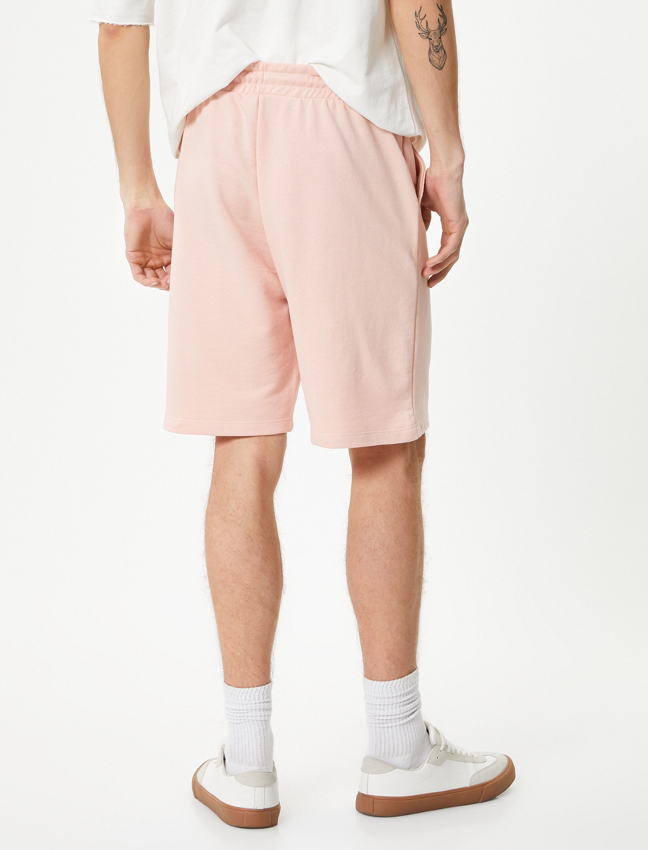   Bermuda Şort Etiket Baskılı Beli Bağcıklı Cep Detaylı