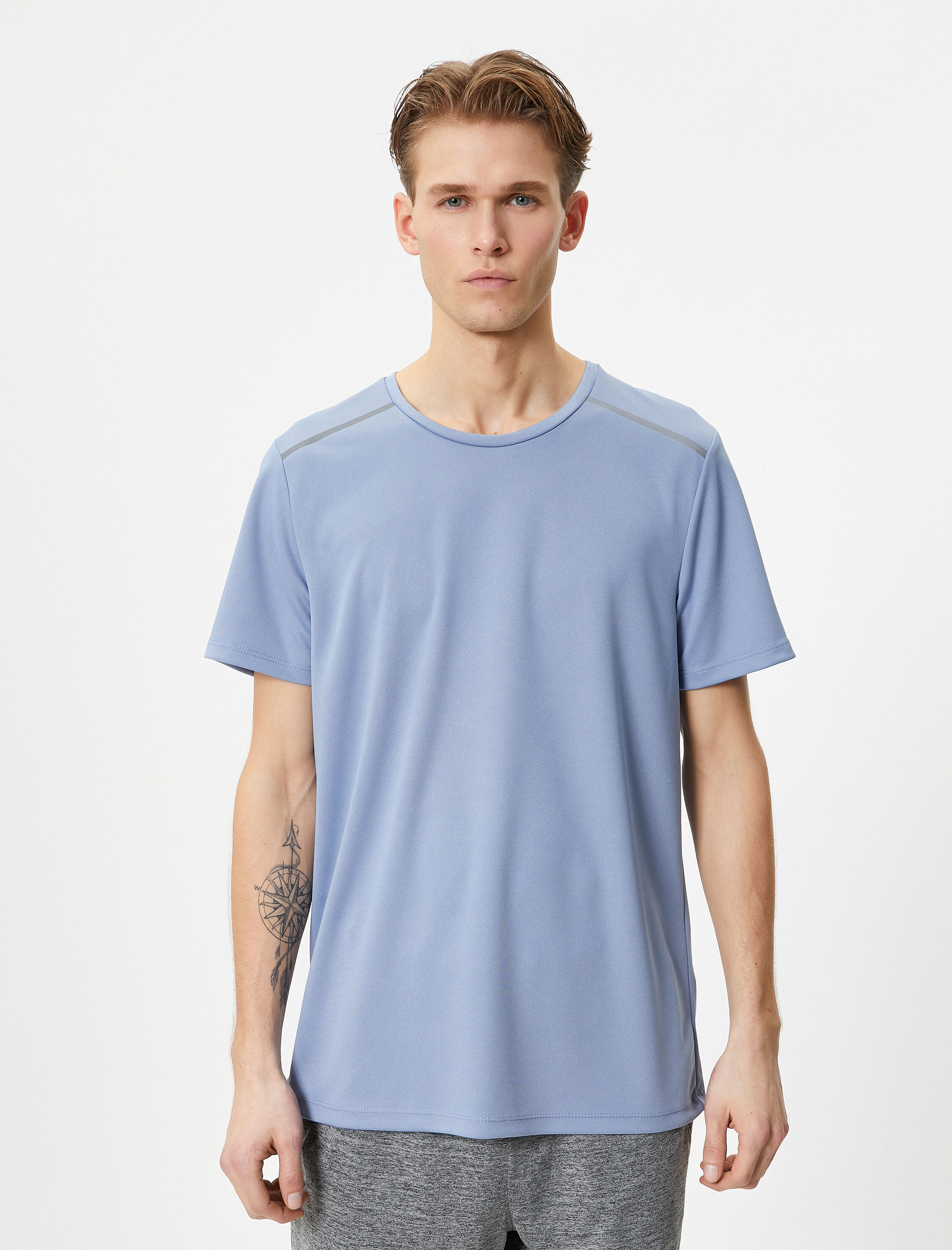   Spor Tişört Şerit Baskılı Bisiklet Yaka Kısa Kollu