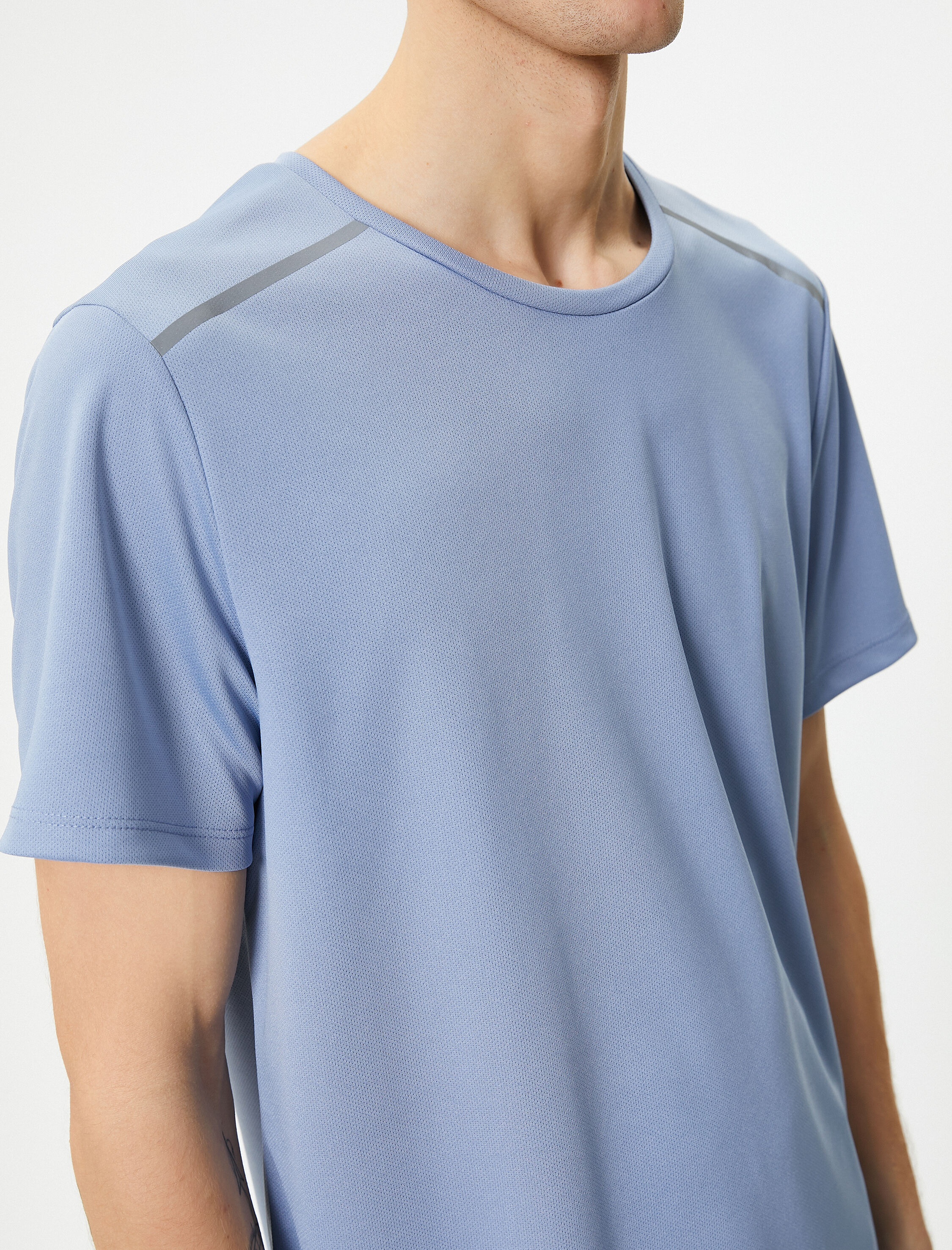   Spor Tişört Şerit Baskılı Bisiklet Yaka Kısa Kollu