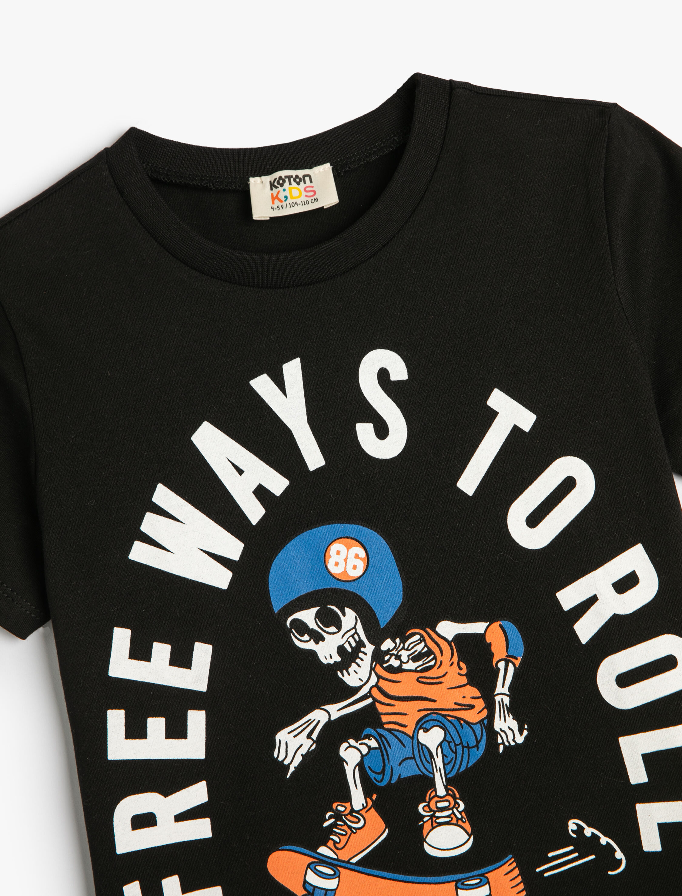  Erkek Çocuk Kuru Kafa Baskılı Kısa Kollu Tişört Bisiklet Yaka Pamuklu