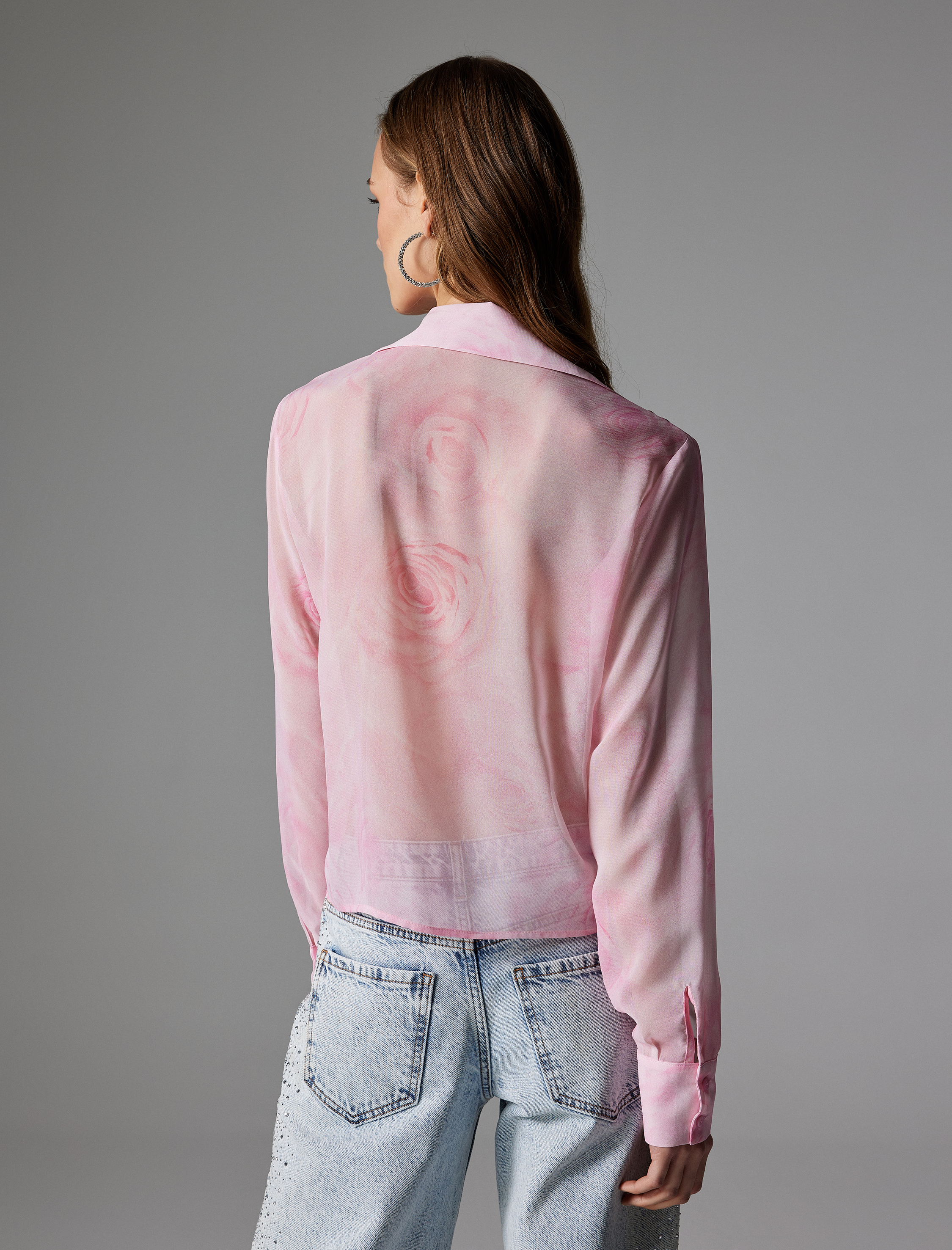   Çiçekli Gömlek Fırfırlı Uzun Kollu