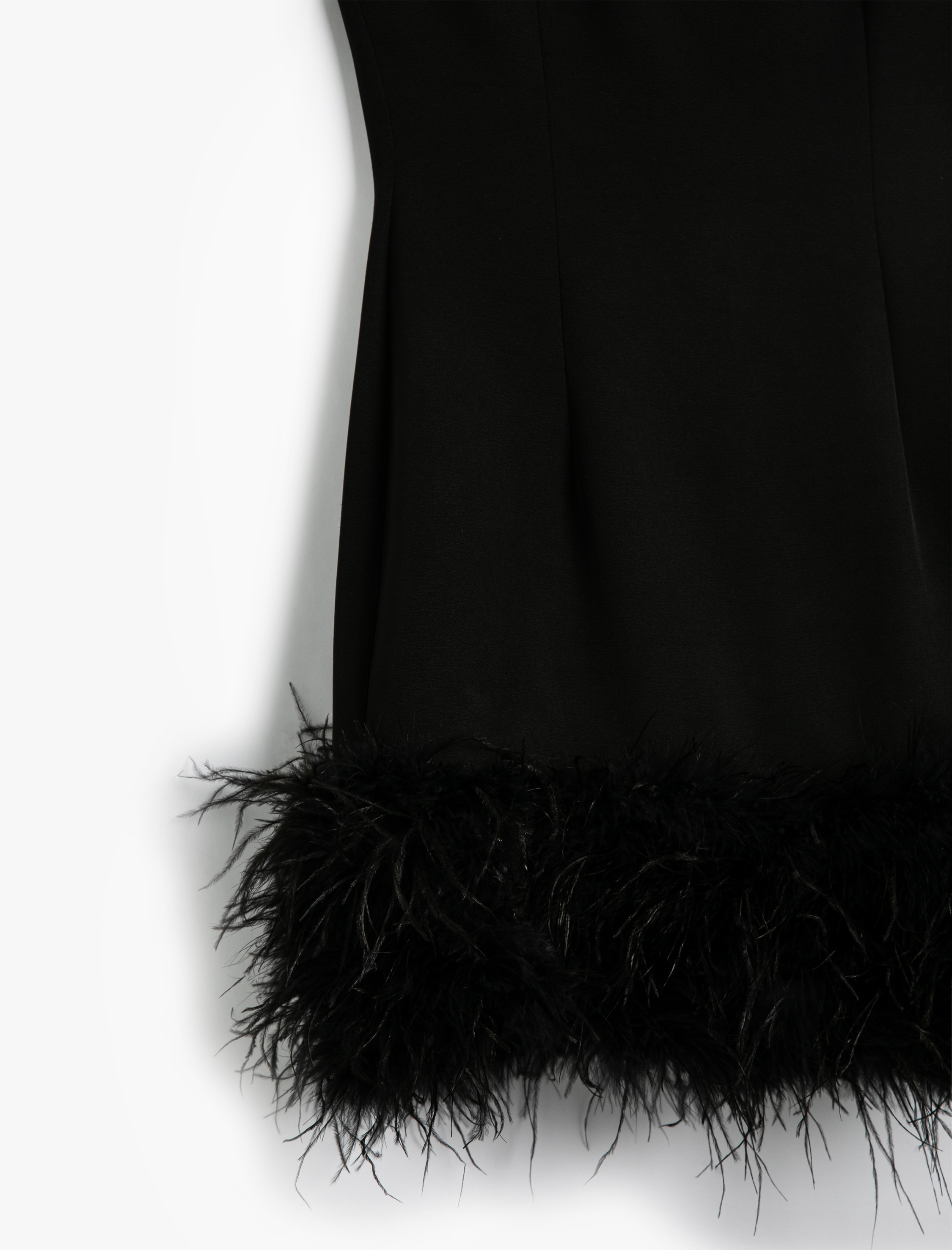   Otriş Detaylı Mini Elbise Arkası Çapraz Askılı Yırtmaçlı