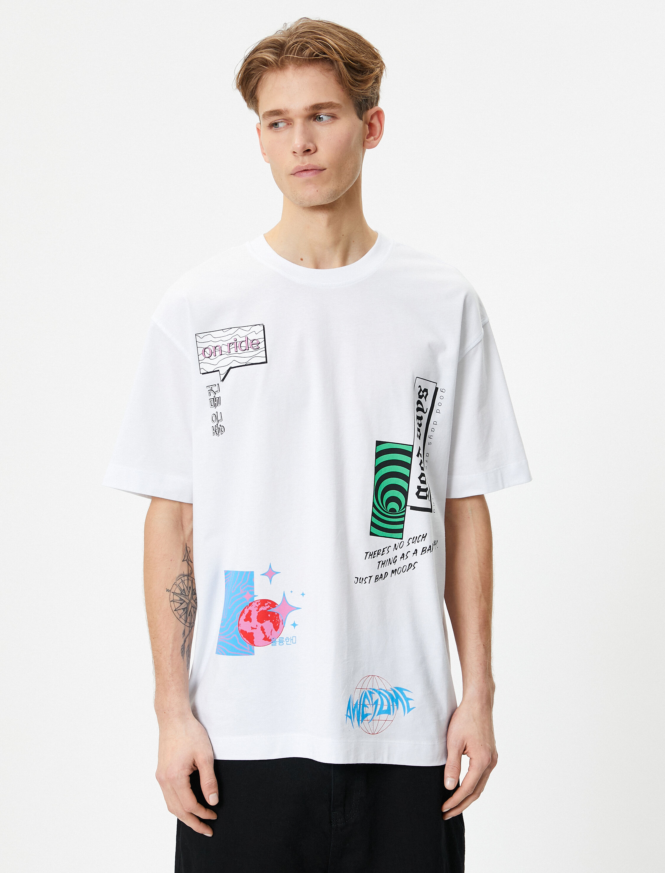   Oversize Tişört Slogan Baskılı Bisiklet Yaka Kısa Kollu