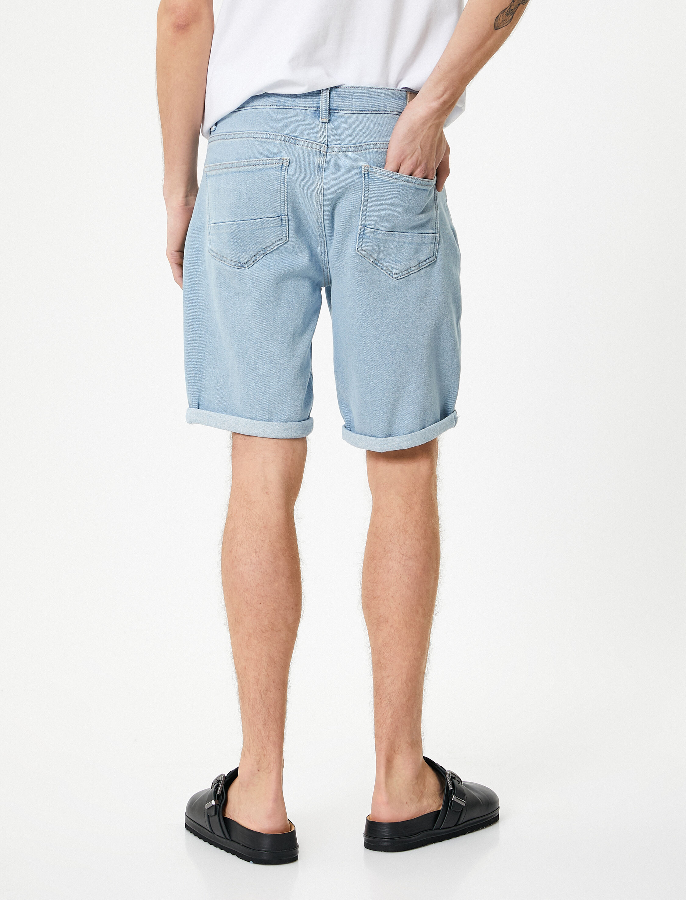   Kot Şort Bermuda Slim Fit Katlı Paça Düğmeli Cep Detaylı