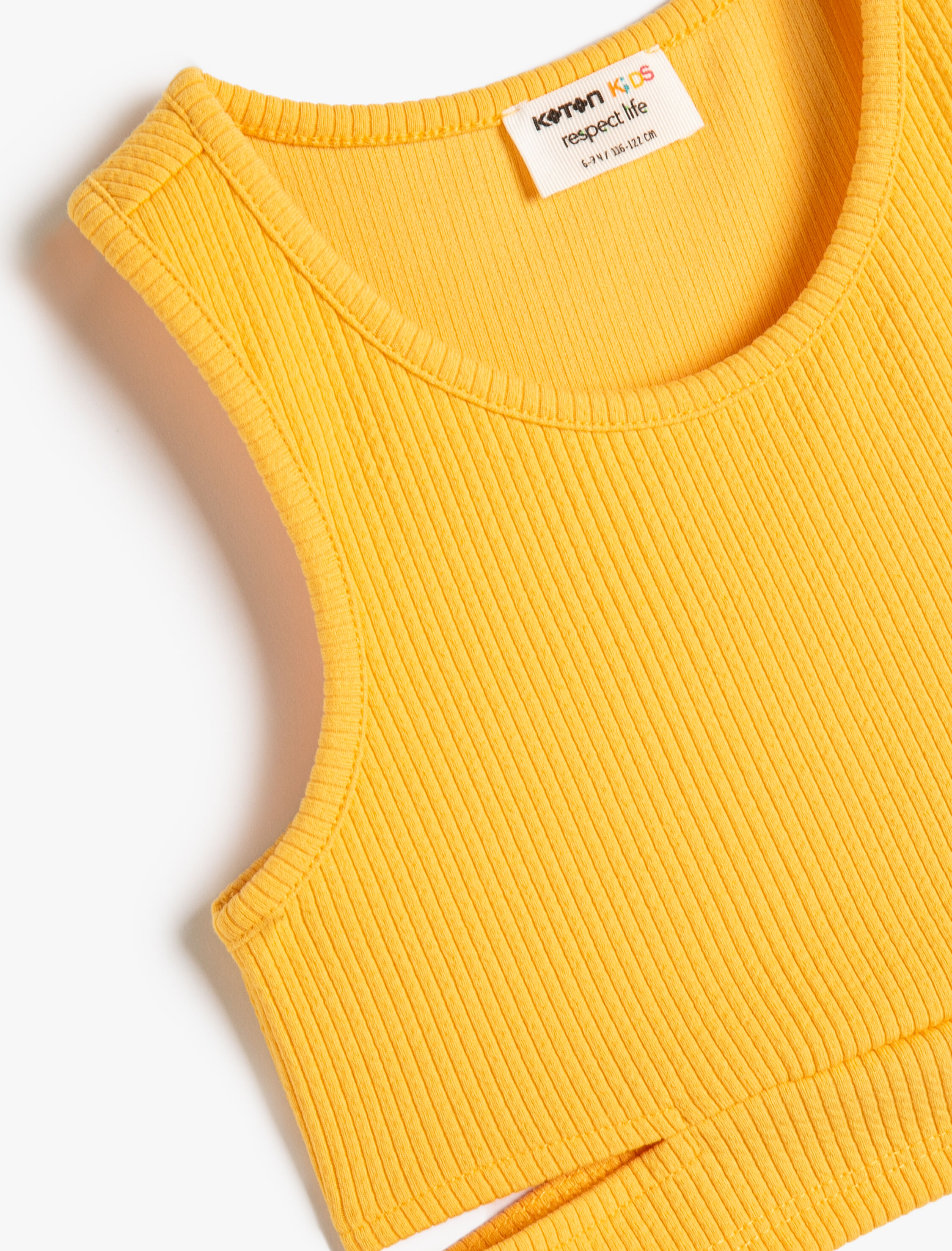  Kız Çocuk Basic Crop Atlet Kolsuz Pencere Detaylı Yuvarlak Yaka