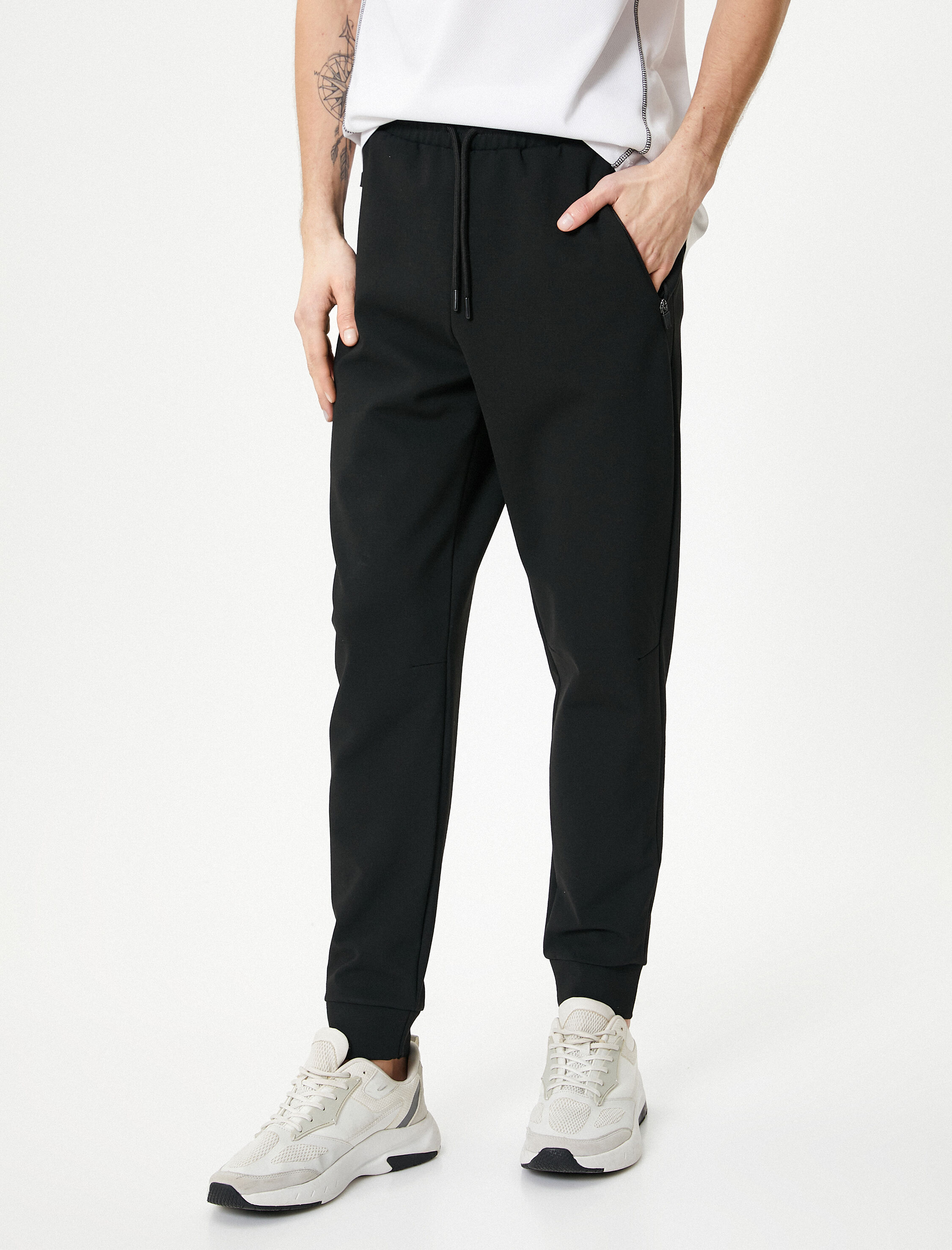   Spor Eşofman Altı Jogger Beli Bağcıklı Fermuar Cep Detaylı