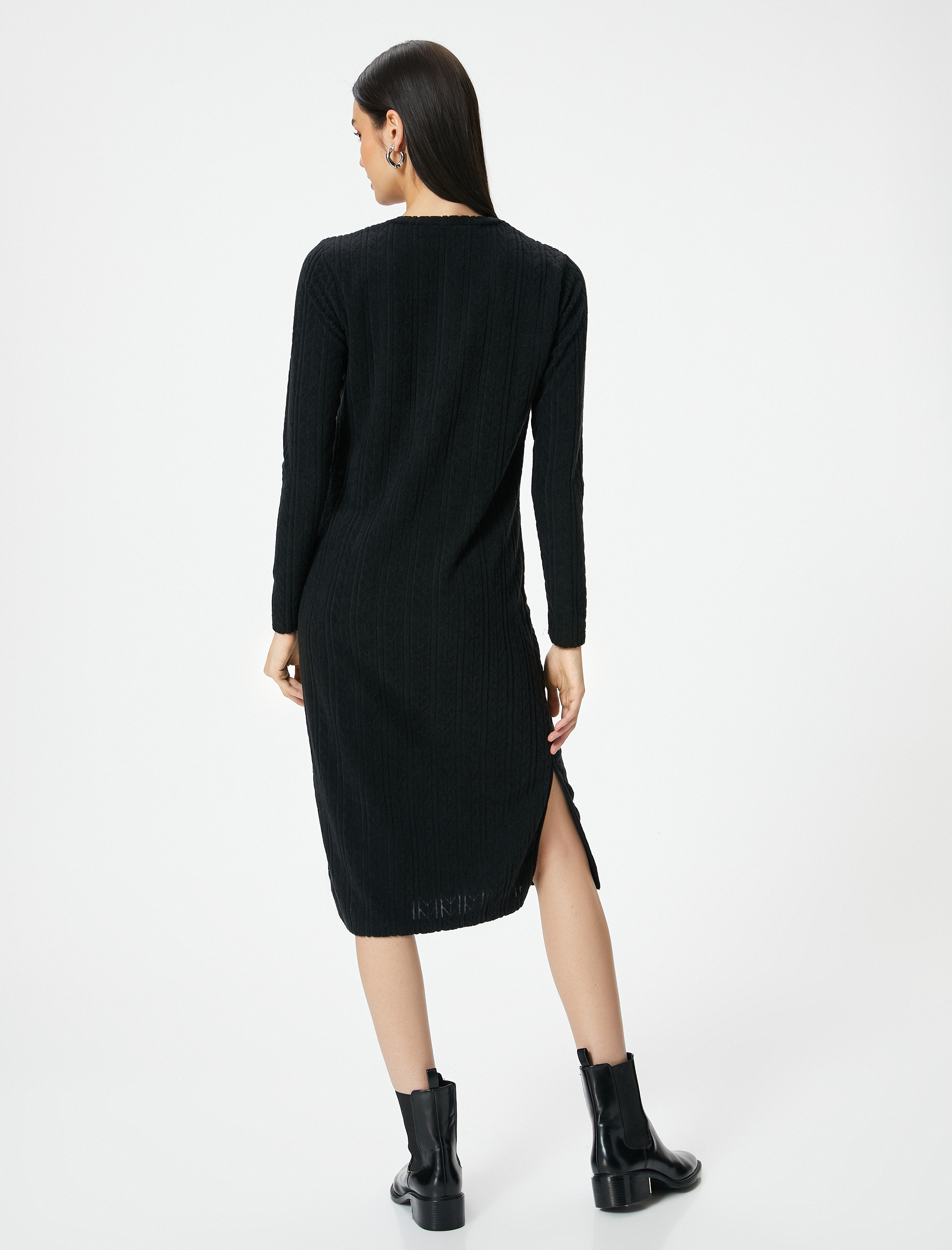   Uzun Kollu Elbise Dokulu Bisiklet Yaka