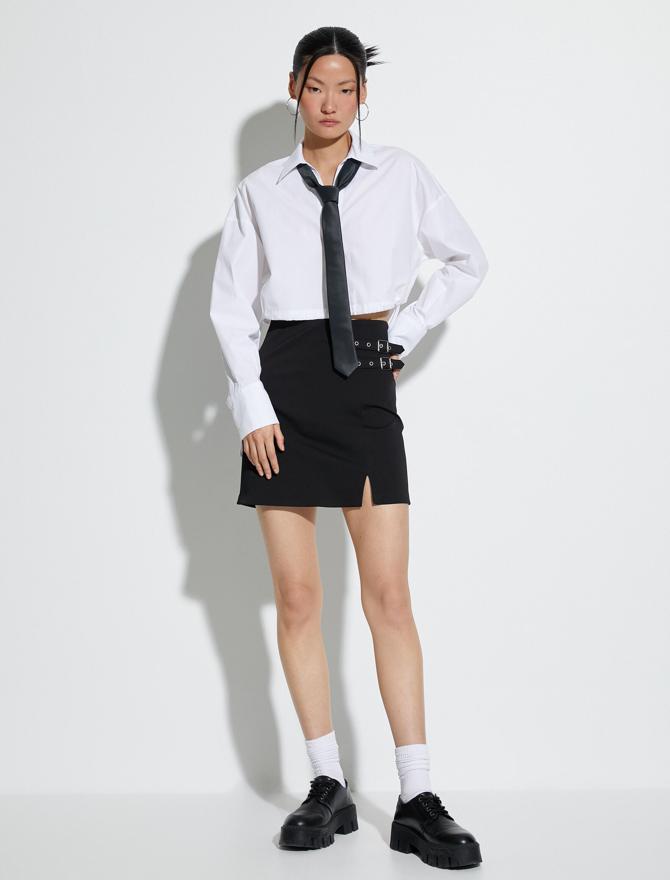   Mini Etek Kemer Detaylı Yırtmaçlı