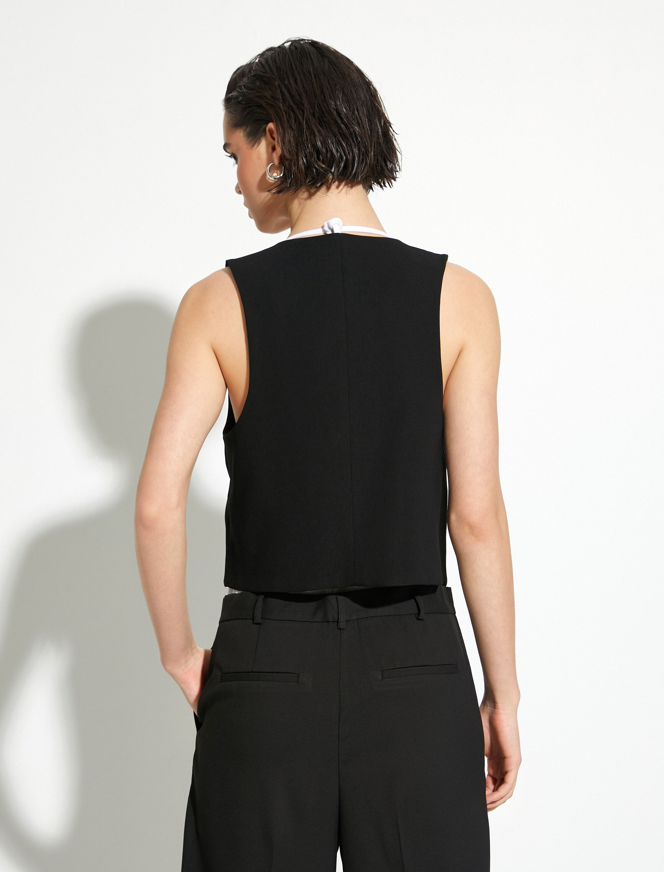   Yelek V Yaka Tek Düğmeli