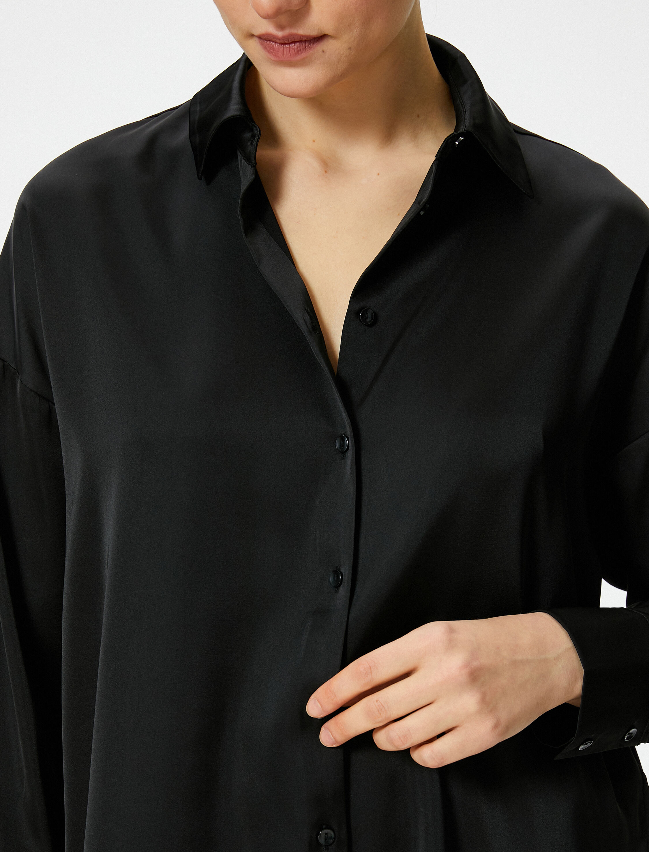   Saten Gömlek Uzun Kollu Düğmeli Standart Kesim