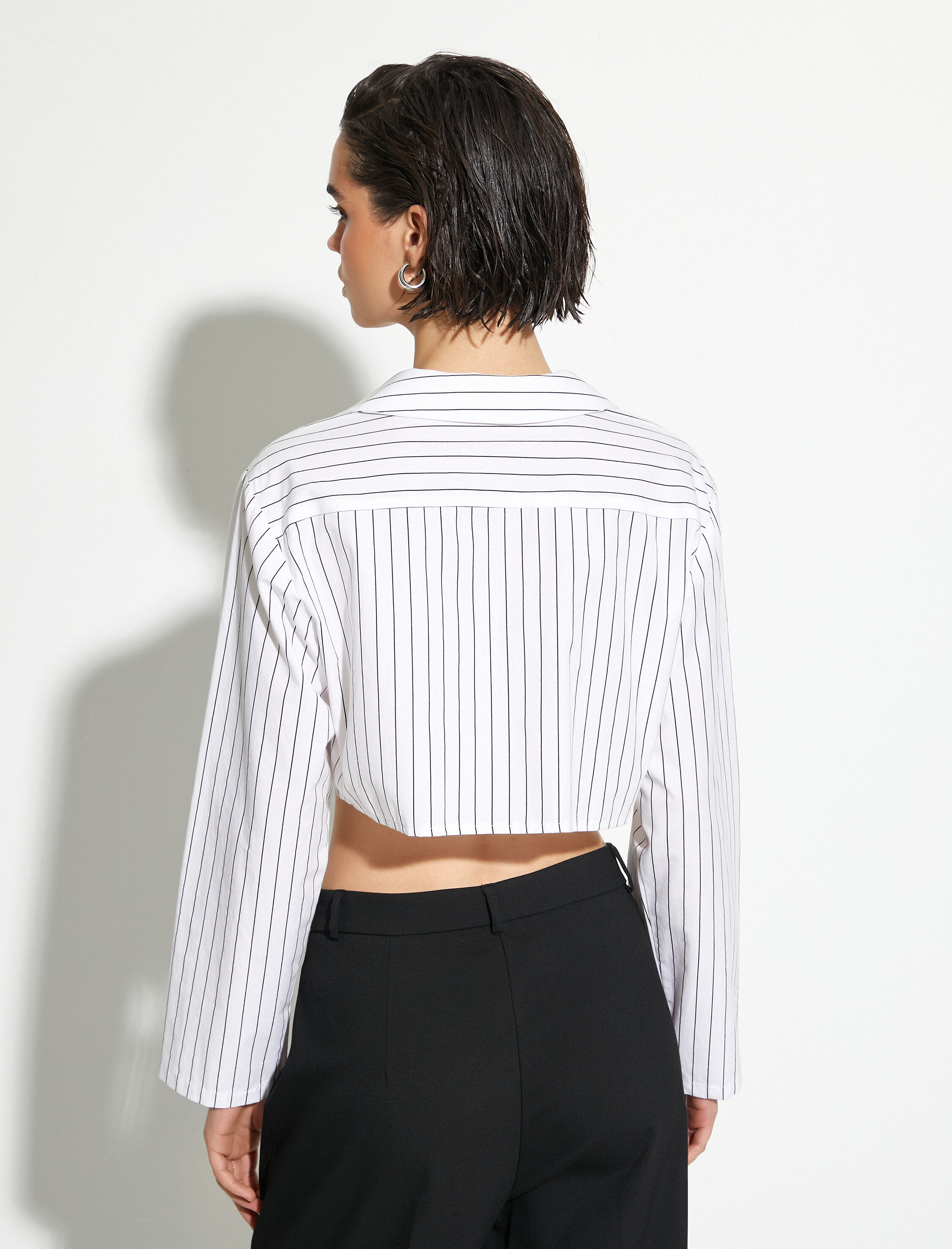   Crop Poplin Gömlek Uzun Kollu Klasik Yaka Düğmeli