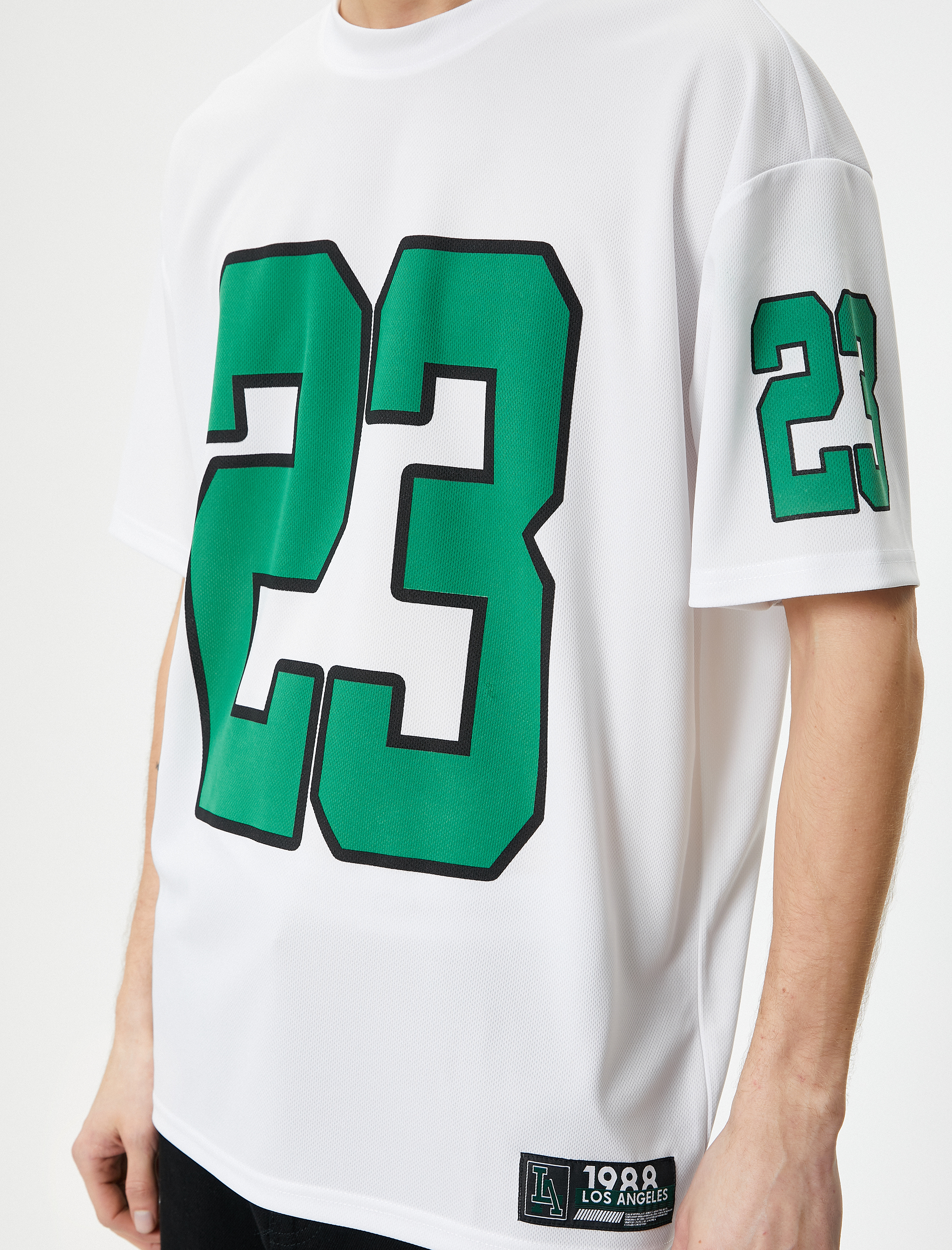   Oversize Tişört Kolej Baskılı Etiket Detaylı Bisiklet Yaka Kısa Kollu