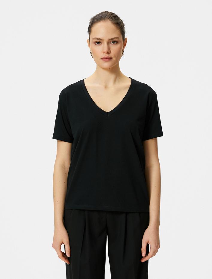  Basic Tişört V Yaka Kısa Kollu Pamuklu