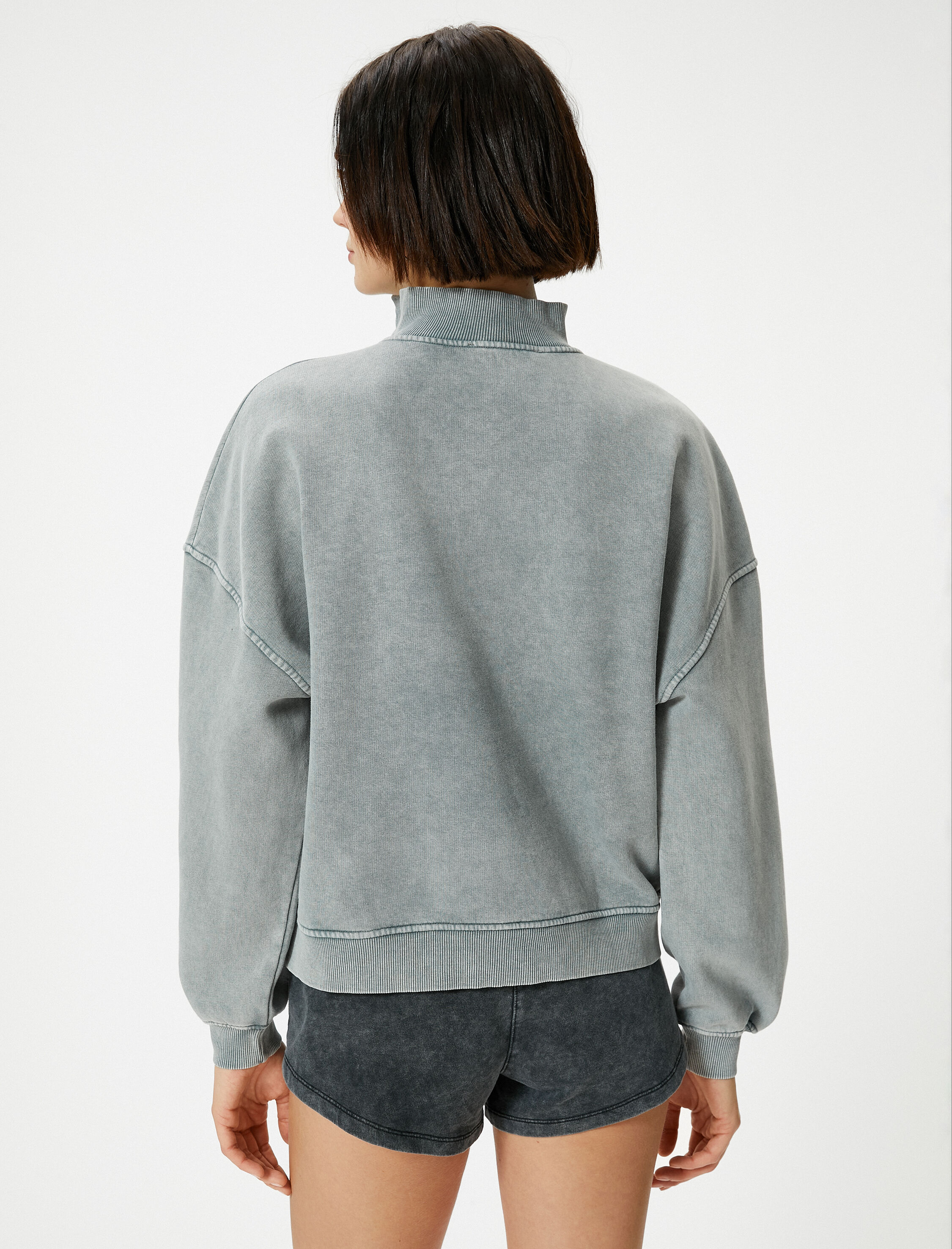   Şardonlu Yarım Fermuarlı Sweatshirt Dik Yaka Kanguru Cepli Soluk Efektli