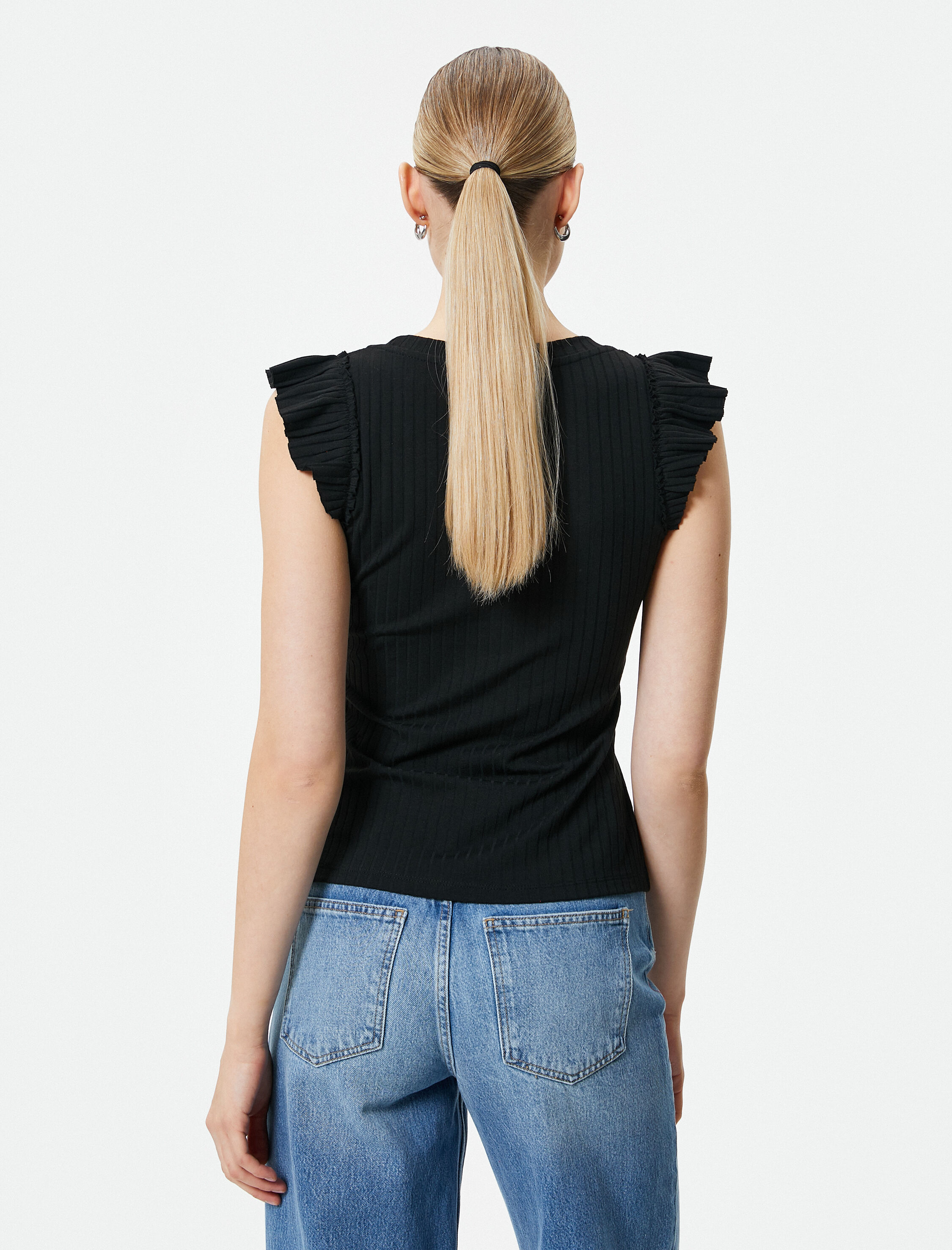   Fitilli Atlet U Yaka Kolları Fırfırlı Viskon Karışımlı