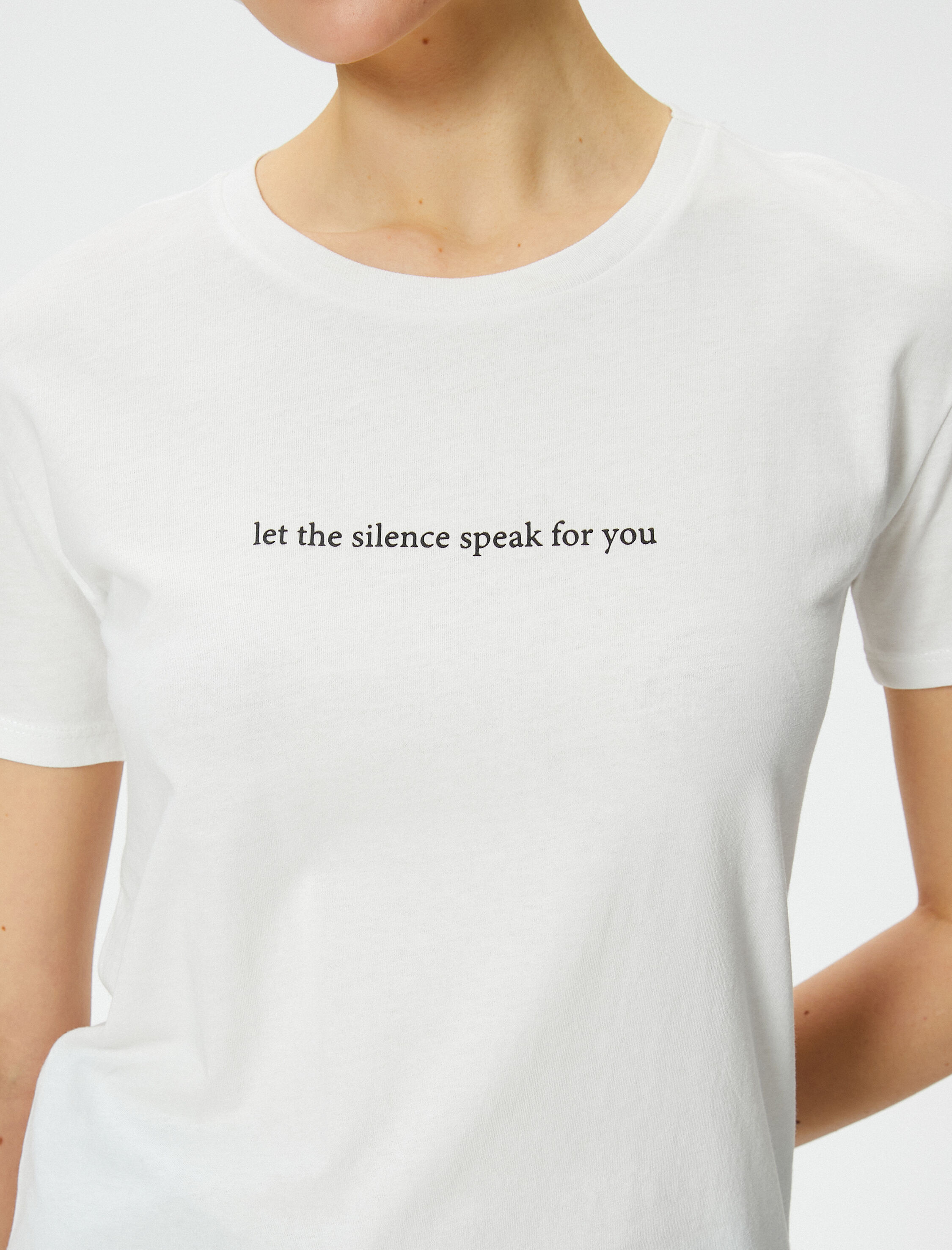   Slogan Baskılı Bisiklet Yaka Kısa Kollu Pamuklu