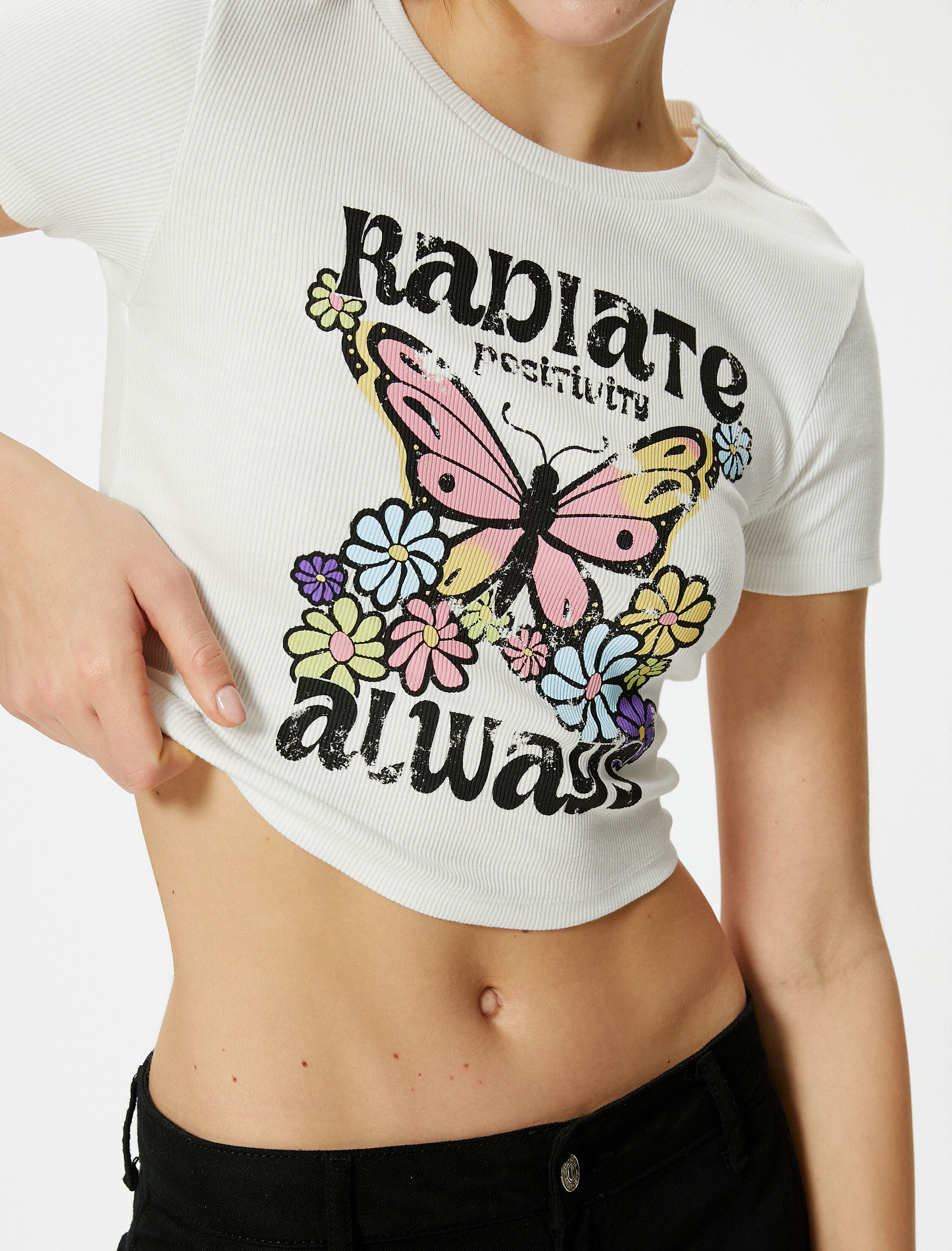   Kısa Kollu Tişört Crop Kelebek Baskılı Bisiklet Yaka Pamuklu Slim Fit