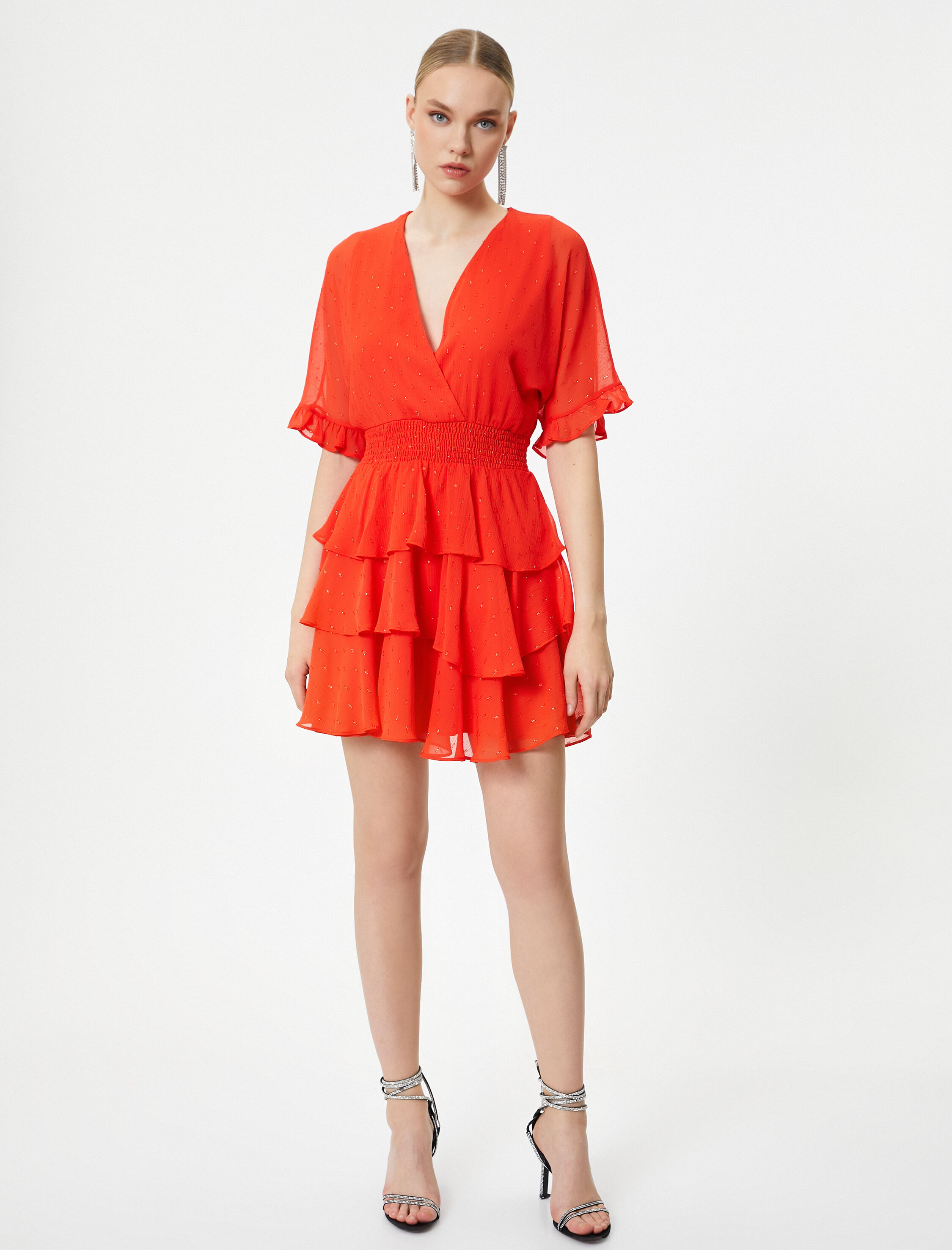   Mini Tül Elbise Fırfırlı Katlı Parıltılı Kruvaze Yaka Kısa Kollu