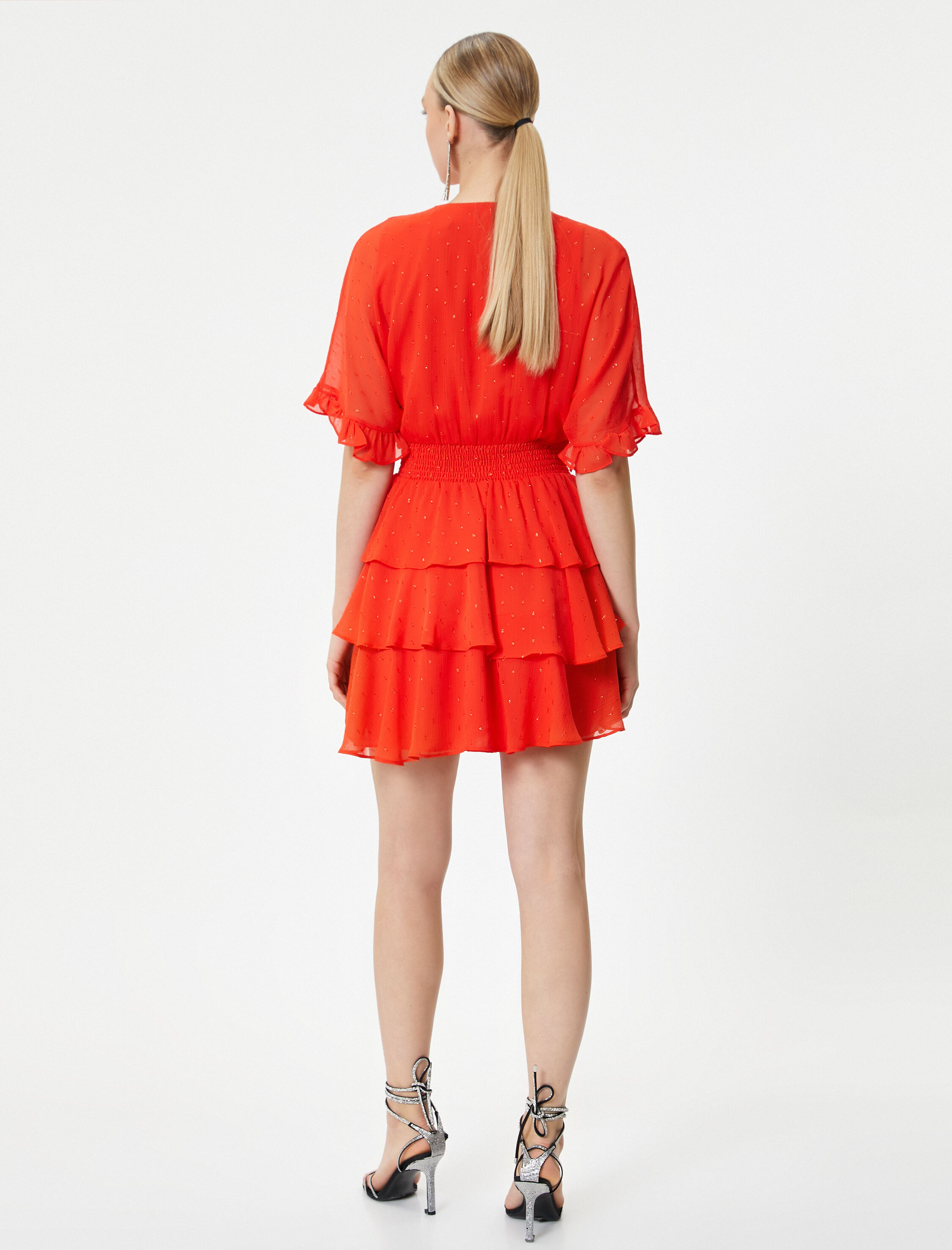   Mini Tül Elbise Fırfırlı Katlı Parıltılı Kruvaze Yaka Kısa Kollu