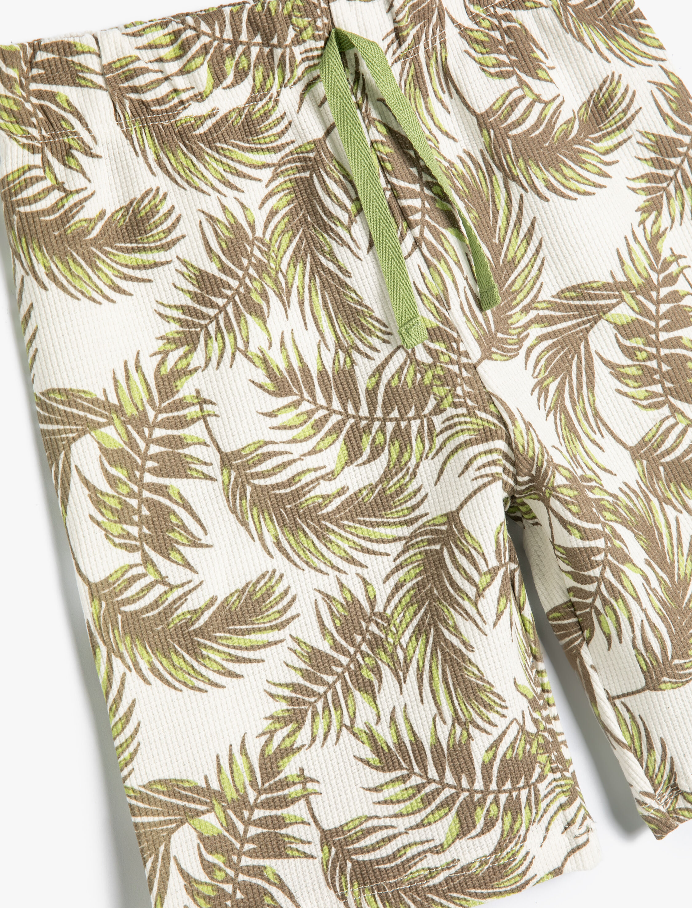  Erkek Çocuk Şort Botanik Desenli Cepli Beli Bağlamalı Pamuklu