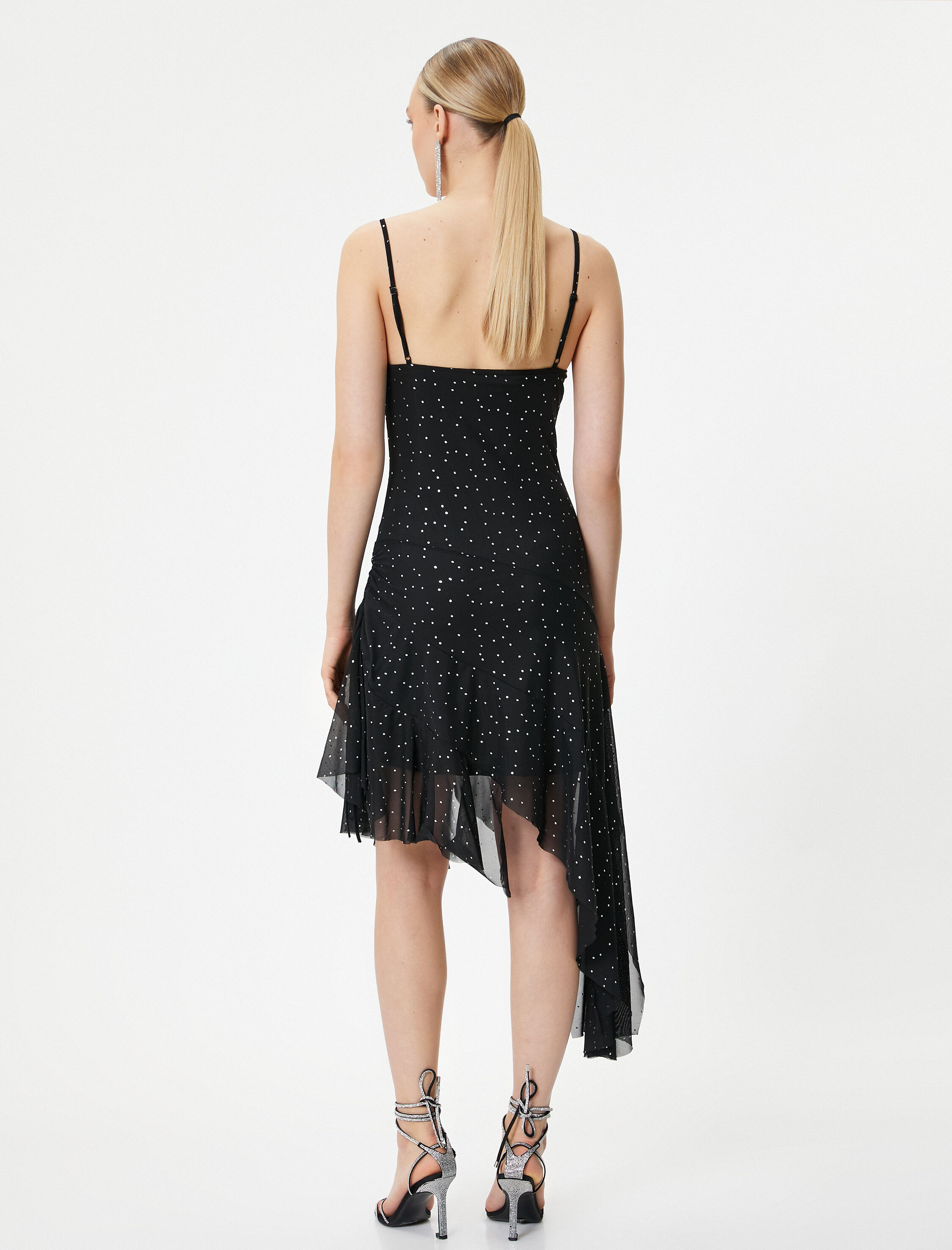   Puantiyeli Tül Mini Elbise İnce Askılı Asimetrik Kesim Astarlı