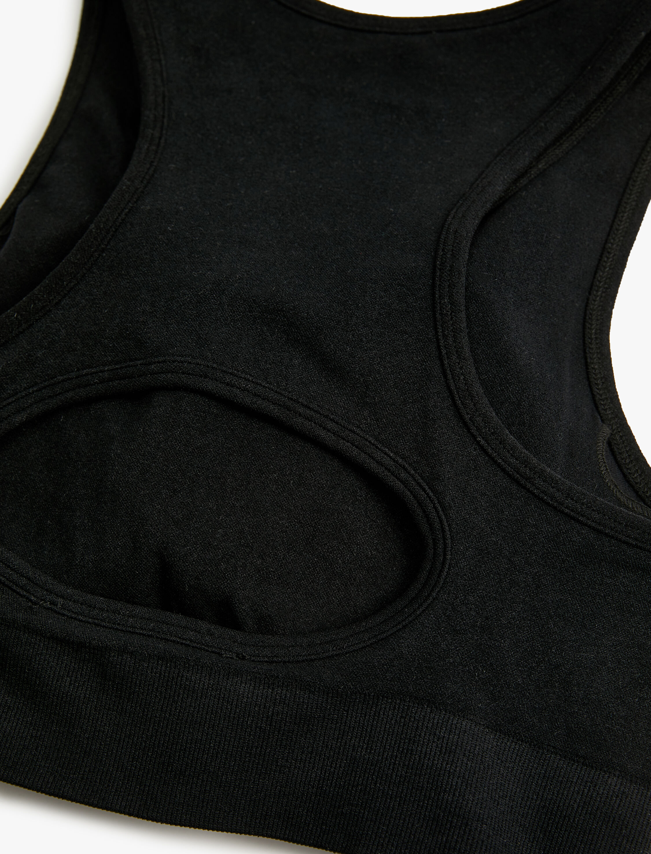   Kaplı Sporcu Sütyeni Dikişsiz Arkası Pencere Detaylı Slim Fit