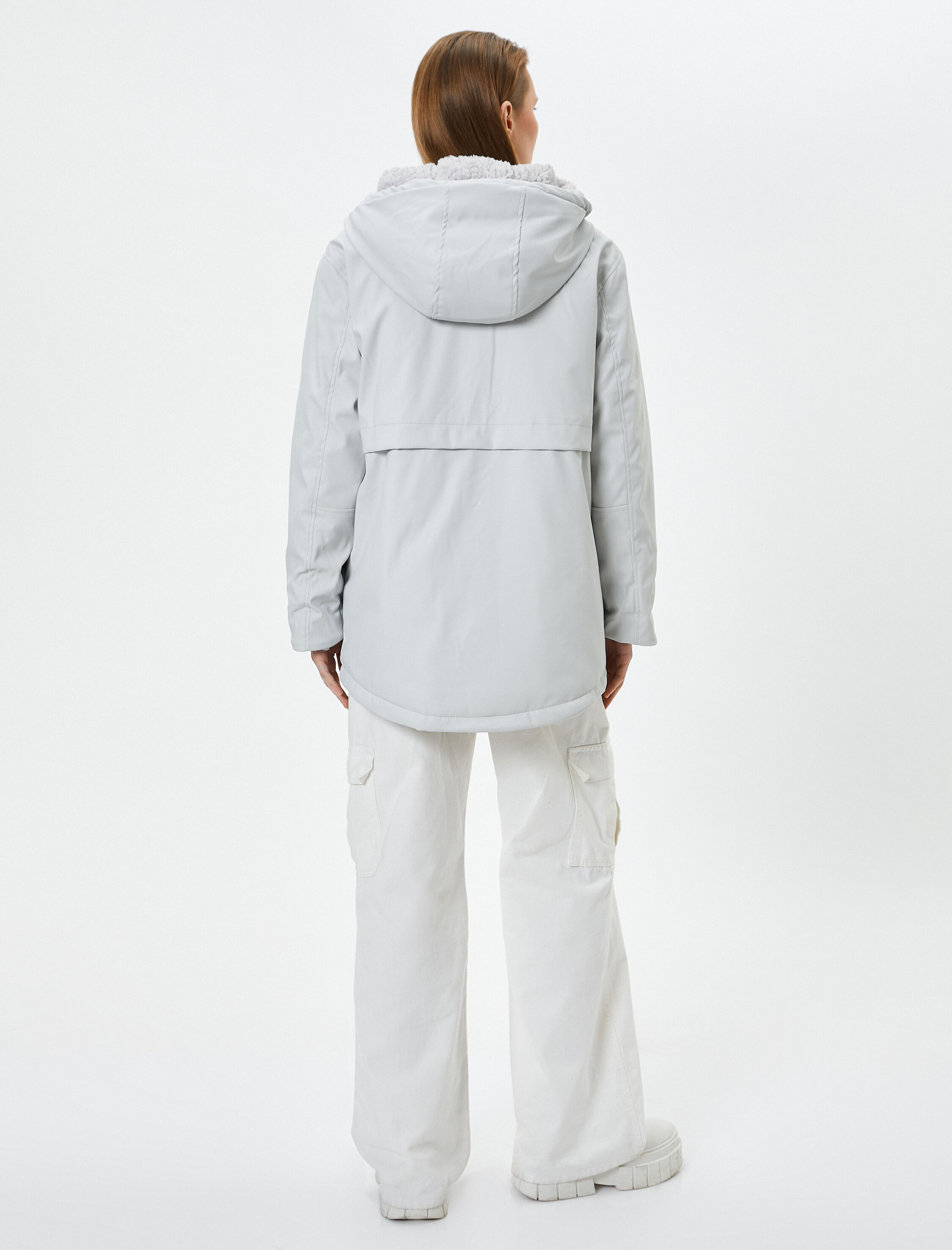   Kapüşonlu Outdoor Mont Fermuarlı Çıtçıt Düğmeli Kapaklı Cepli