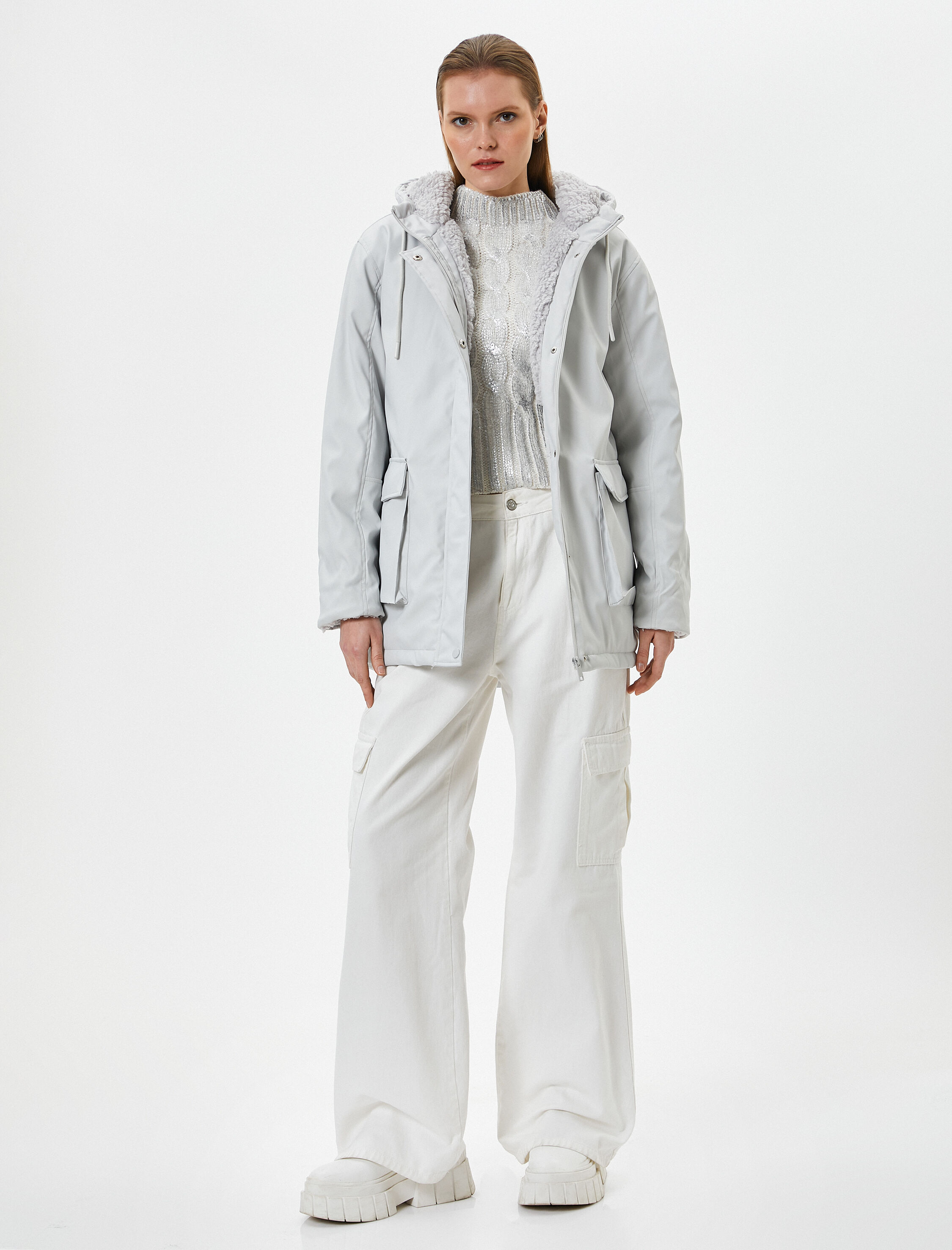   Kapüşonlu Outdoor Mont Fermuarlı Çıtçıt Düğmeli Kapaklı Cepli