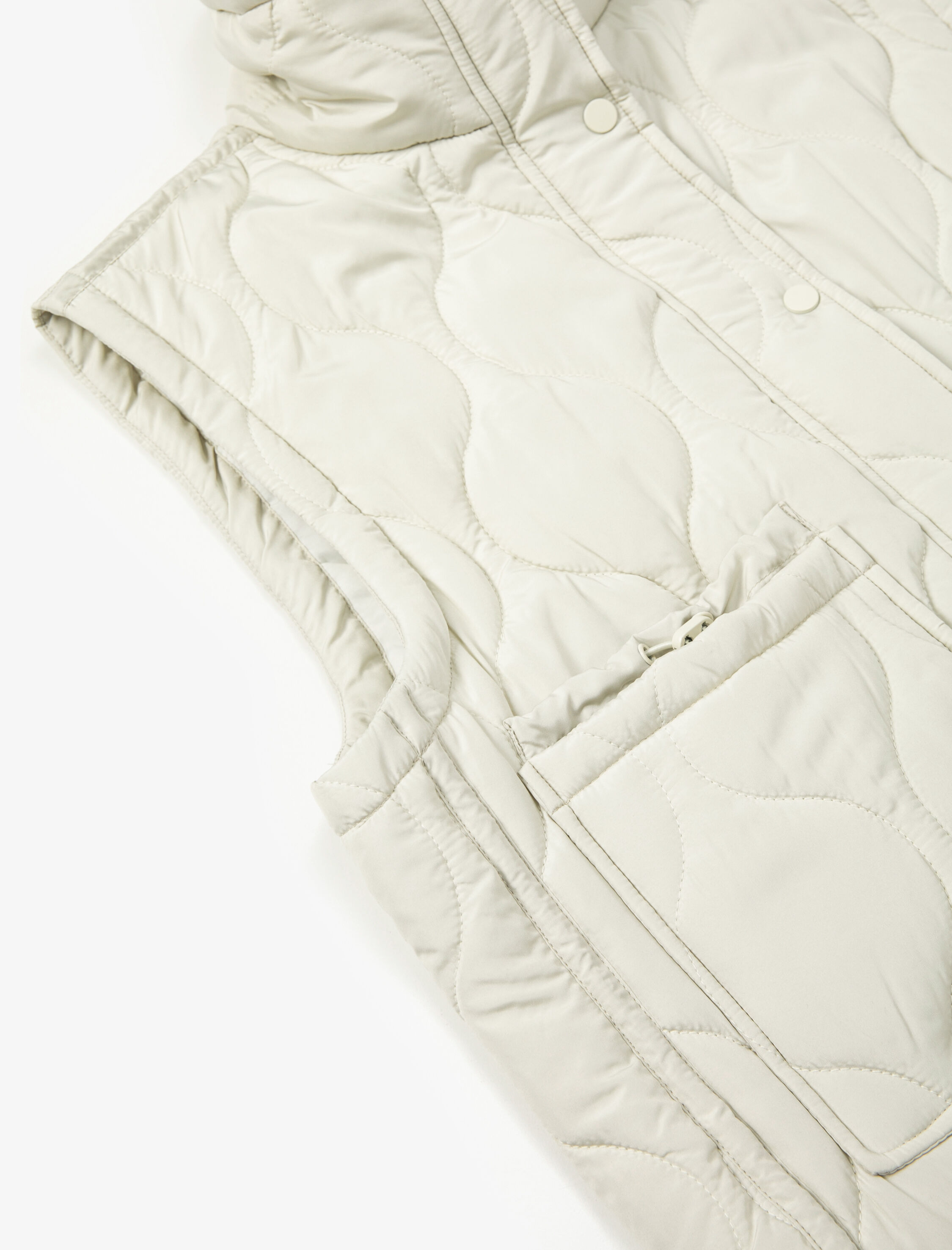   Kapitone Oversize Yelek Dik Yaka Cepli Fermuarlı Bağlama Detaylı