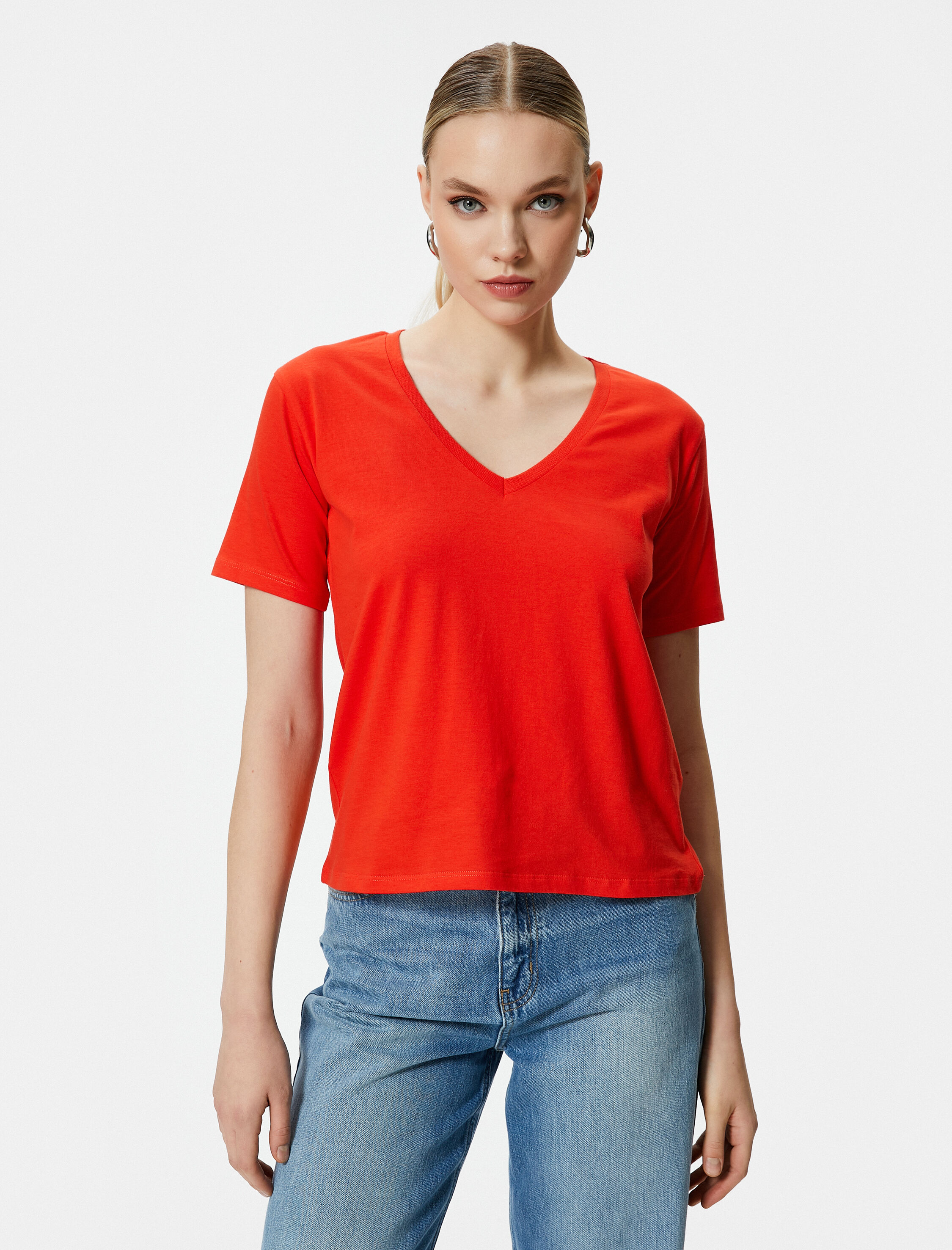   V Yaka Basic Tişört Kısa Kollu Pamuklu