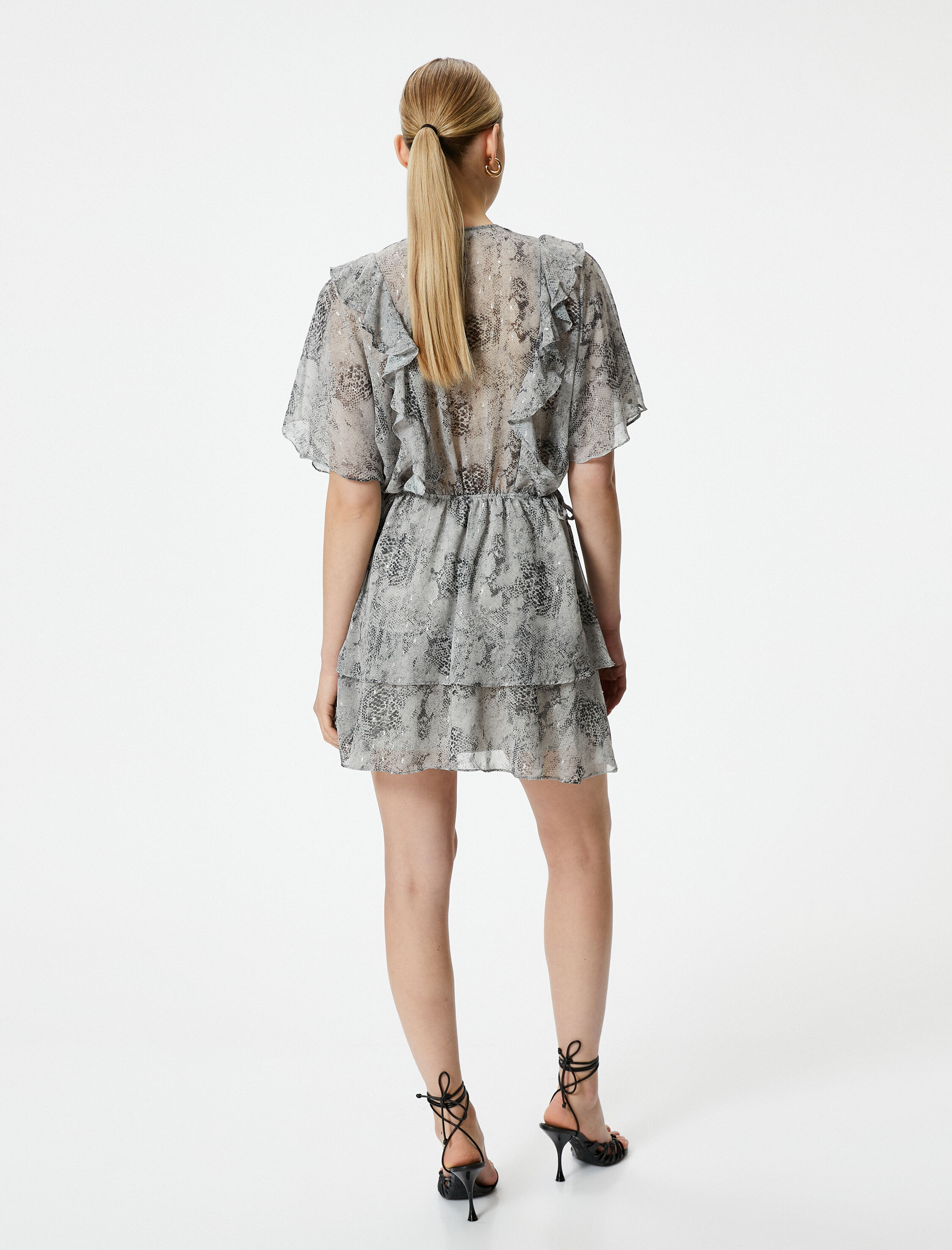 Fırfırlı Mini Elbise Yarasa Kol V Yaka Astarlı