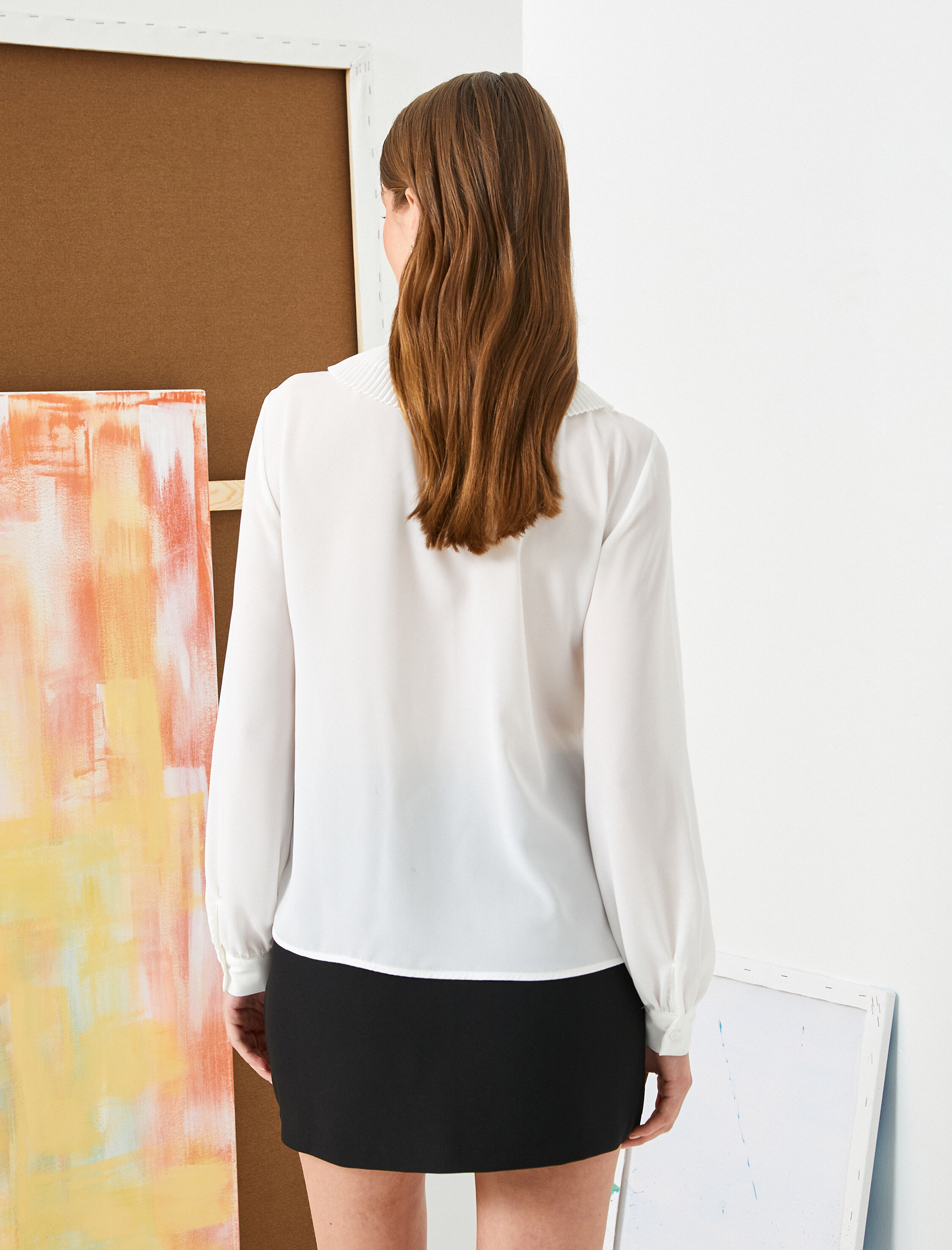   Bağcıklı Fırfırlı Yaka Gömlek Uzun Kollu