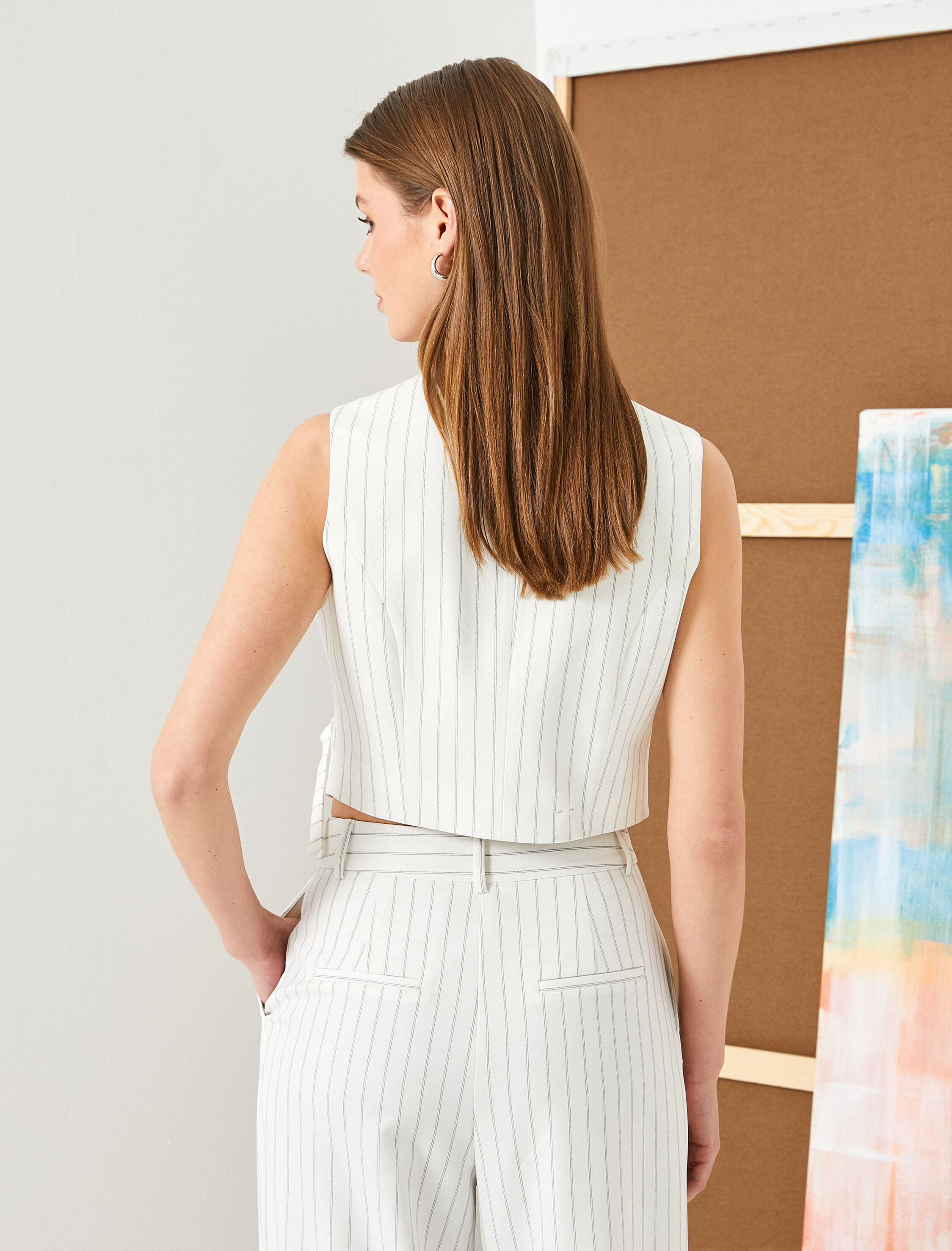   Crop Yelek Anvelop Metal Aksesuarlı V Yaka