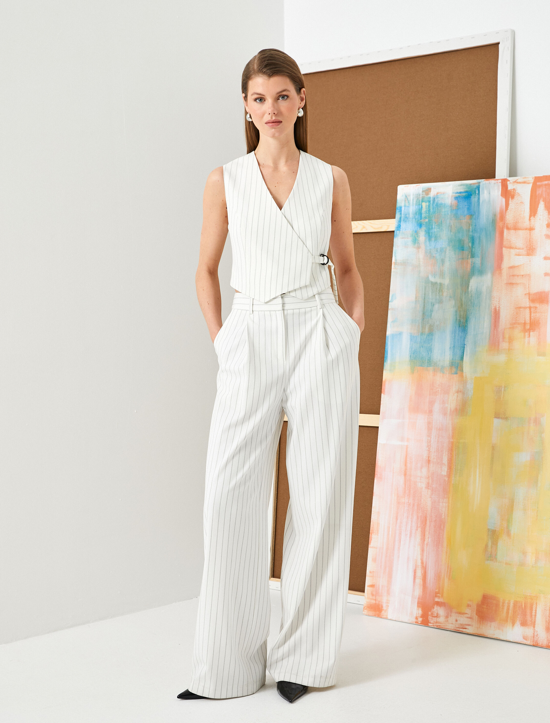   Crop Yelek Anvelop Metal Aksesuarlı V Yaka