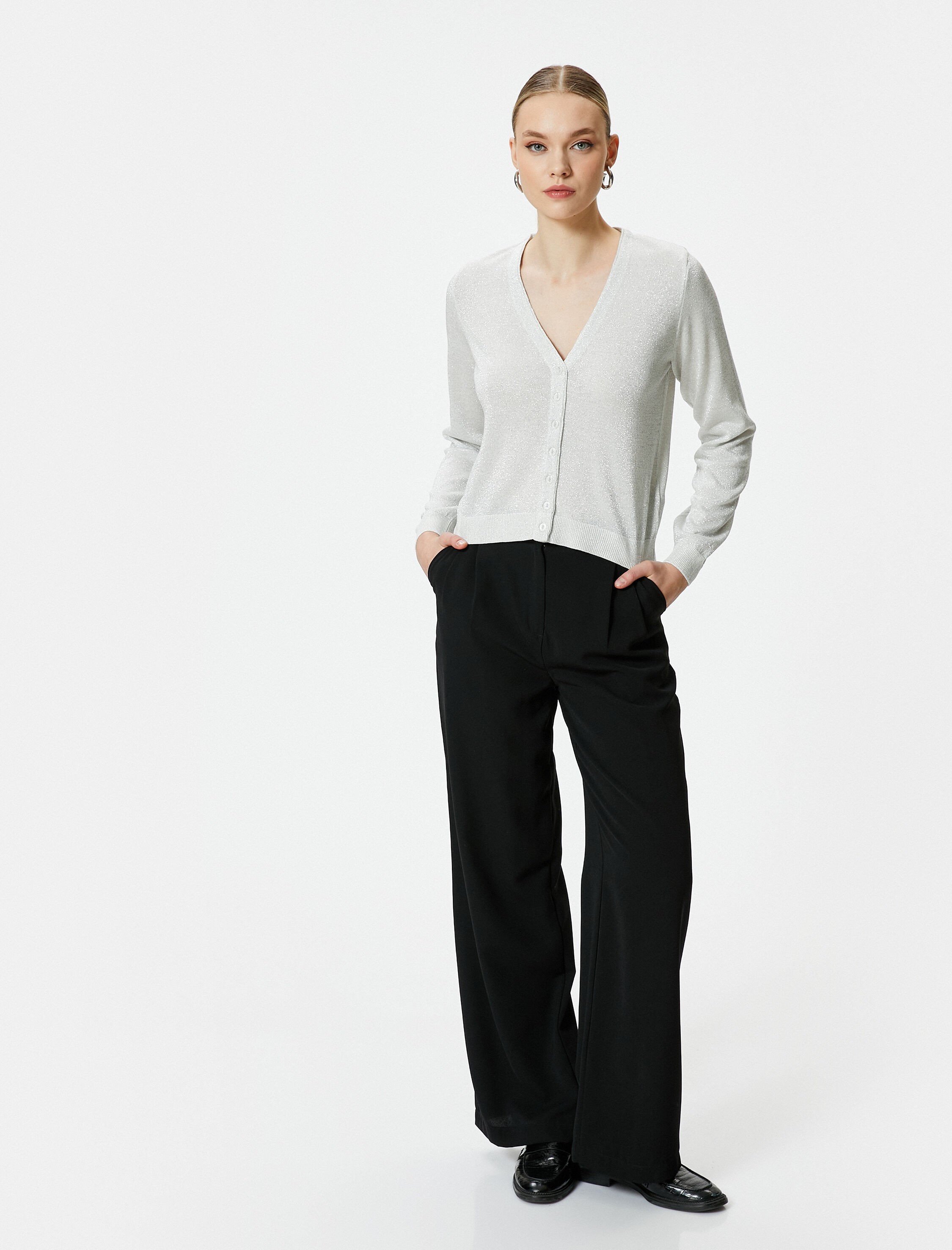   Triko Hırka Simli V Yaka Düğmeli