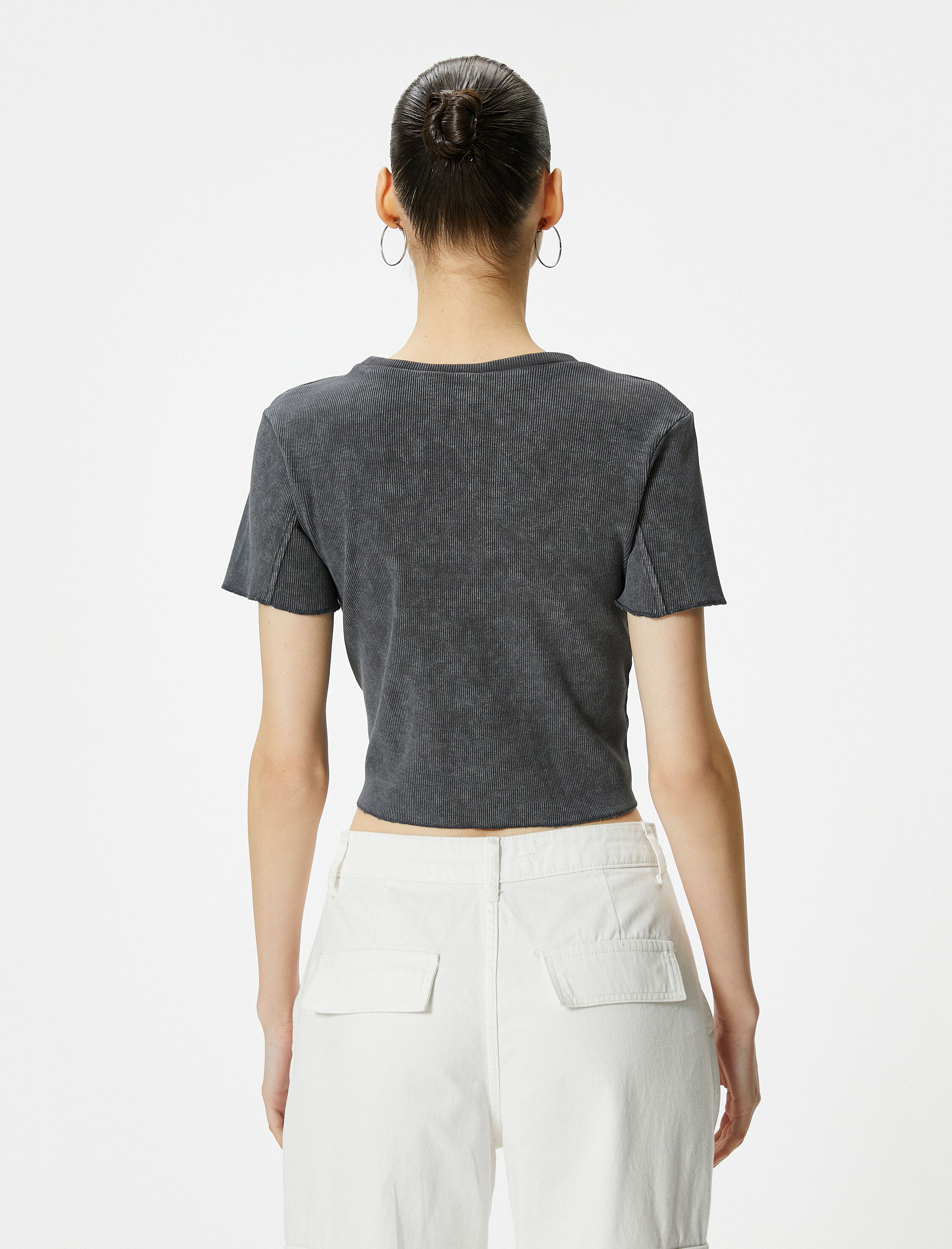   Crop Tişört Soluk Efektli Kısa Kollu Bisiklet Yaka Pamuklu