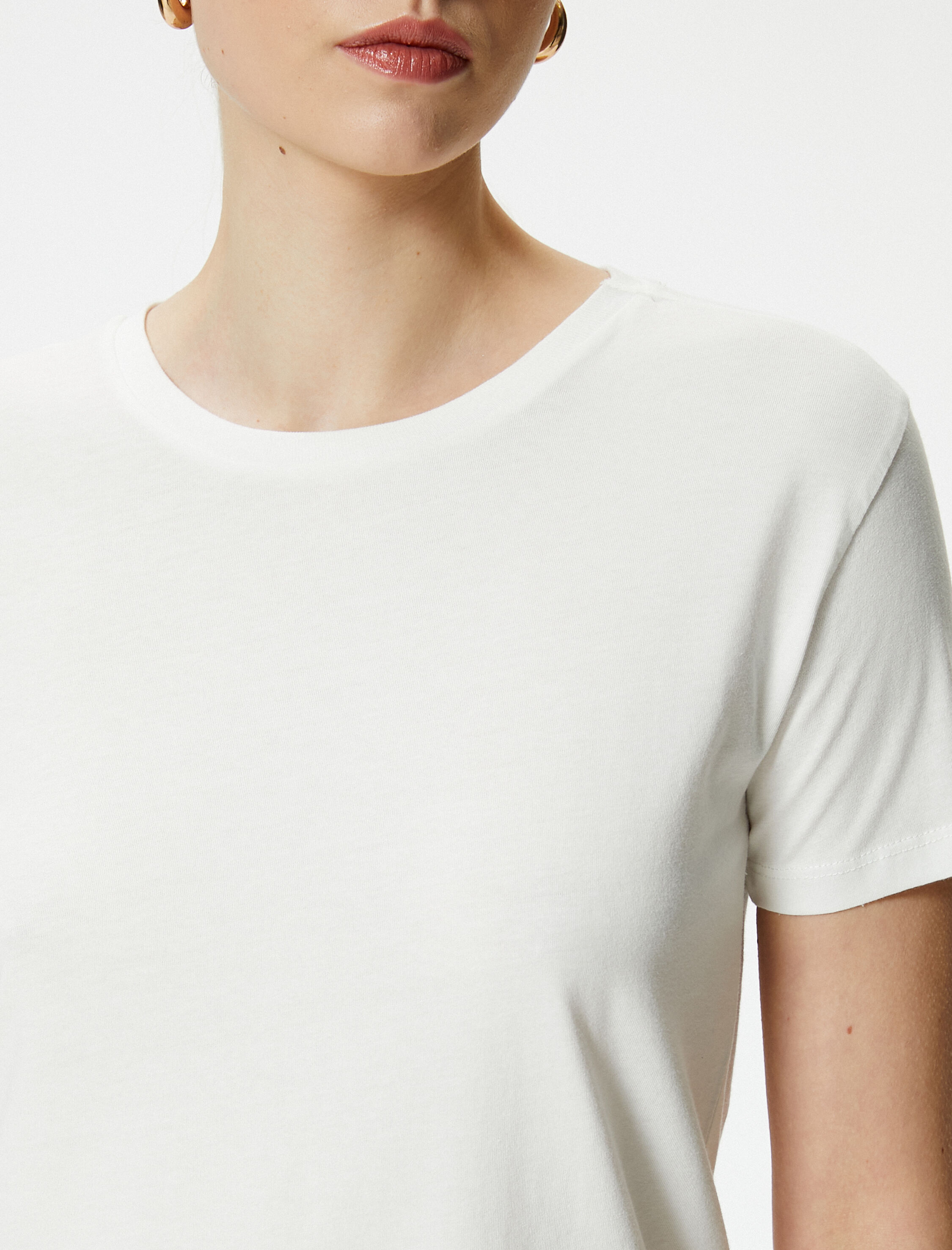   Basic Tişört Bisiklet Yaka Kısa Kollu Pamuklu