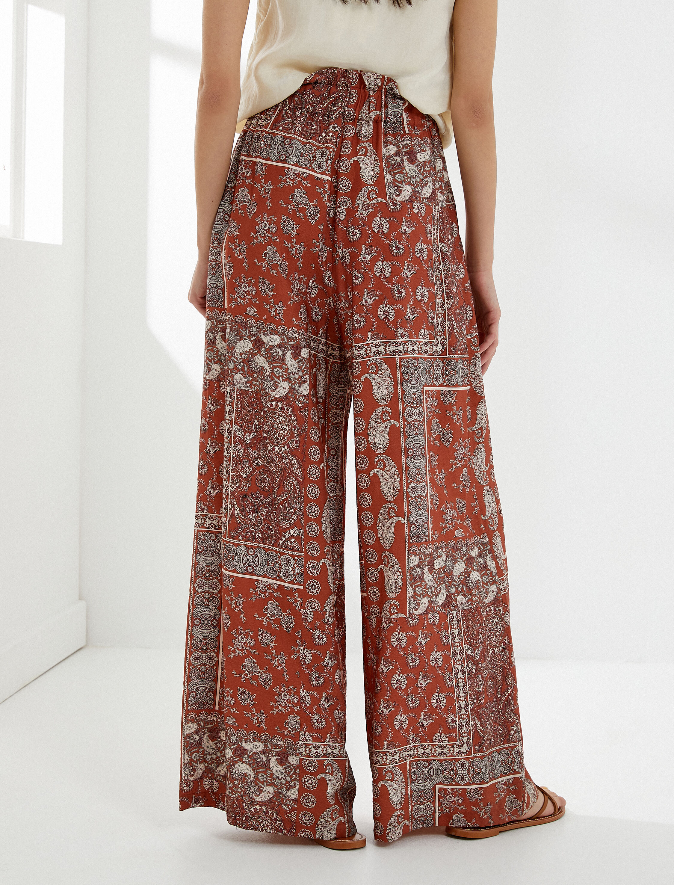   Bol Paça Pantolon Yüksek Bel Lastikli Etnik Desenli Viskon