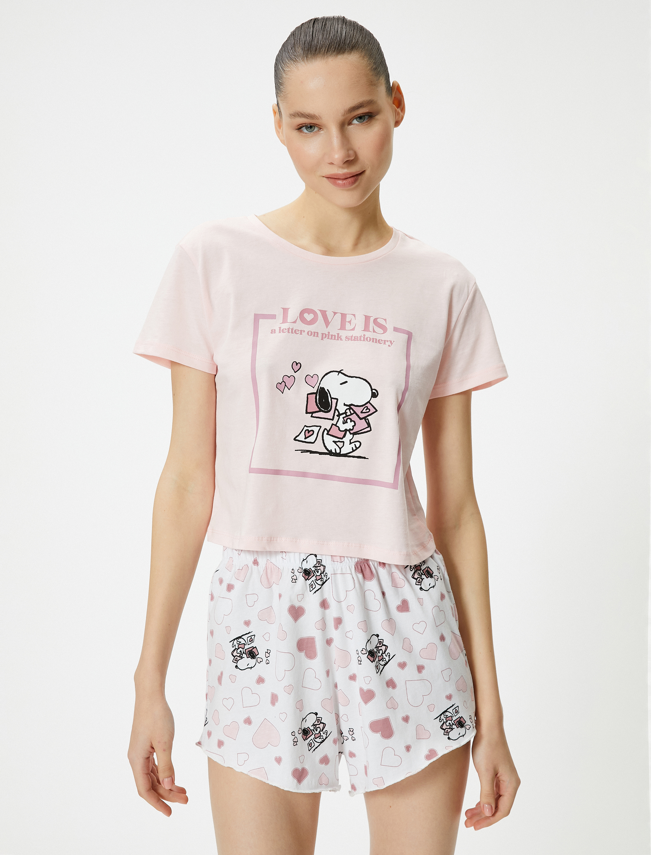   Snoopy Pijama Takımı Lisanslı Şortlu Kısa Kollu