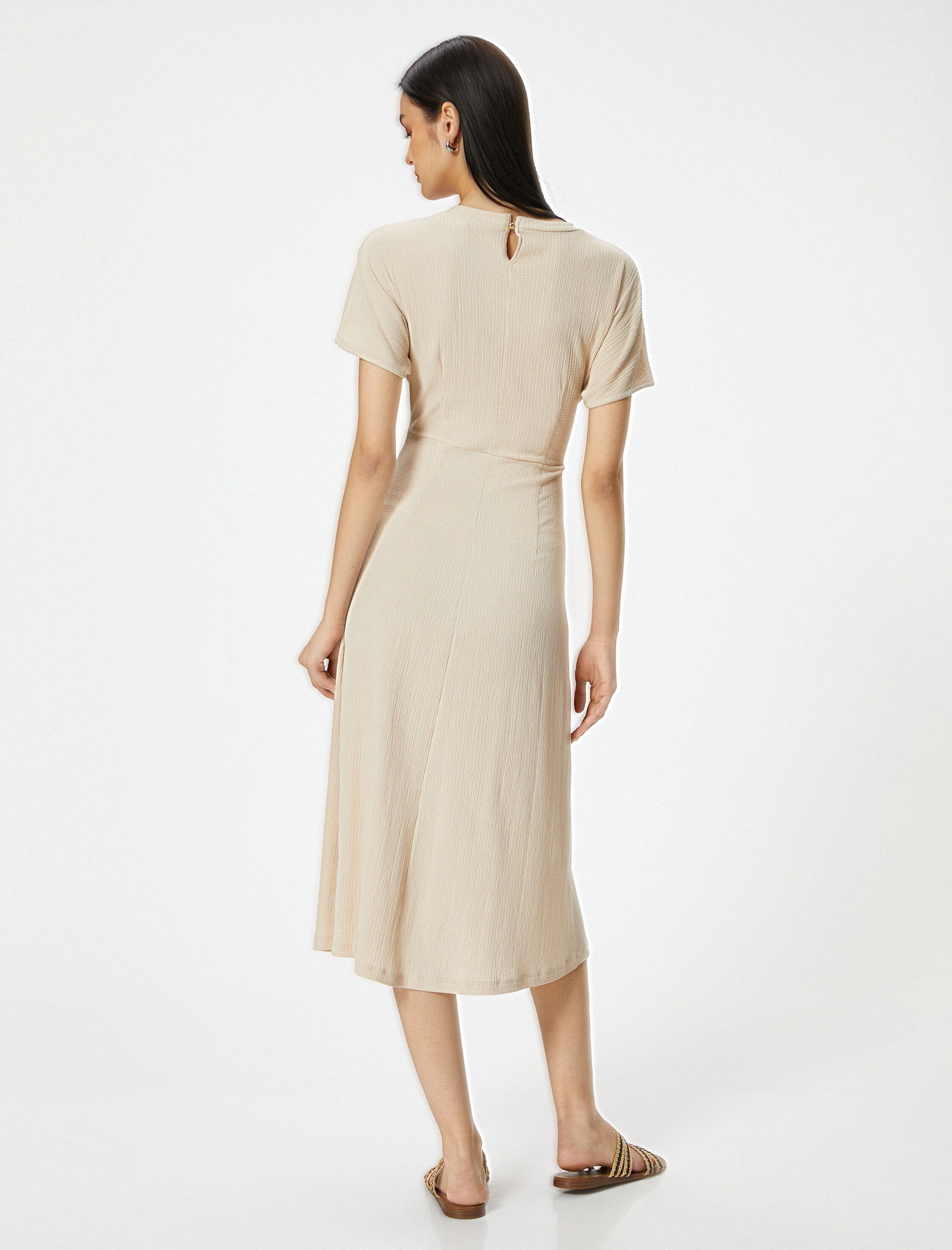   Midi Elbise Bisiklet Yaka Kısa Kollu Beli Büzgü Detaylı