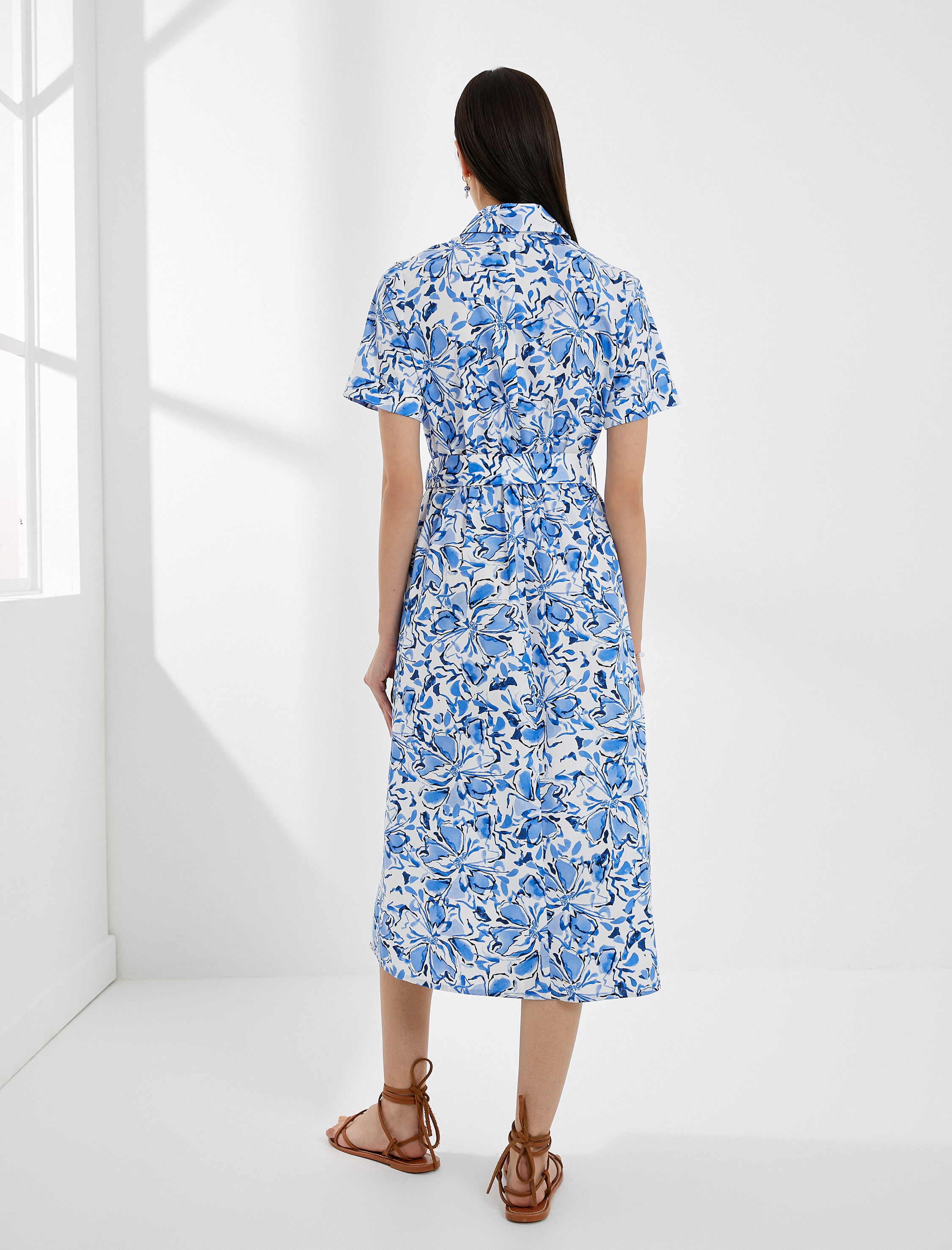   Çiçekli Gömlek Elbise Midi Düğmeli Kuşaklı Kısa Kollu