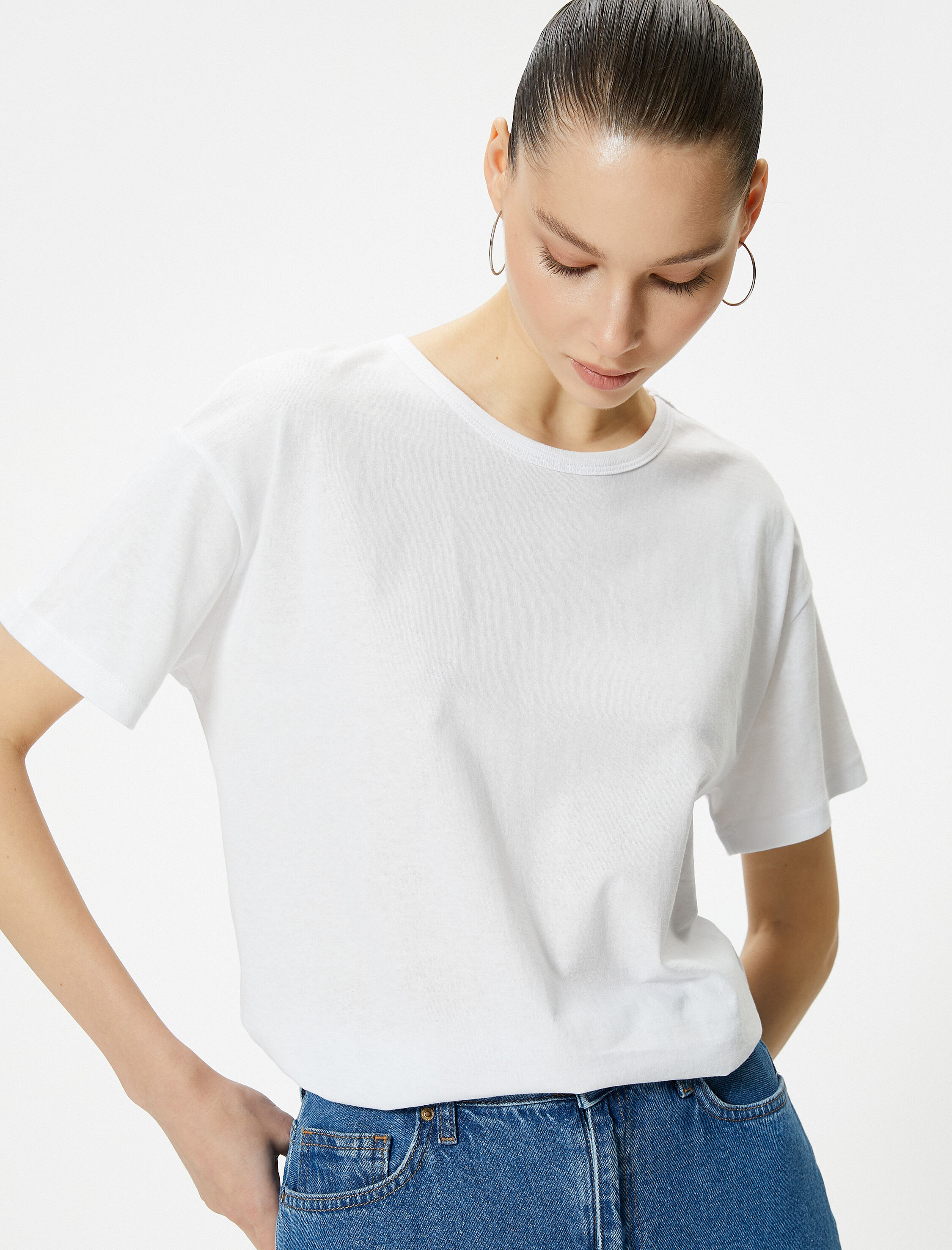   Oversize Tişört Soluk Efektli Kısa Kollu Bisiklet Yaka Pamuklu