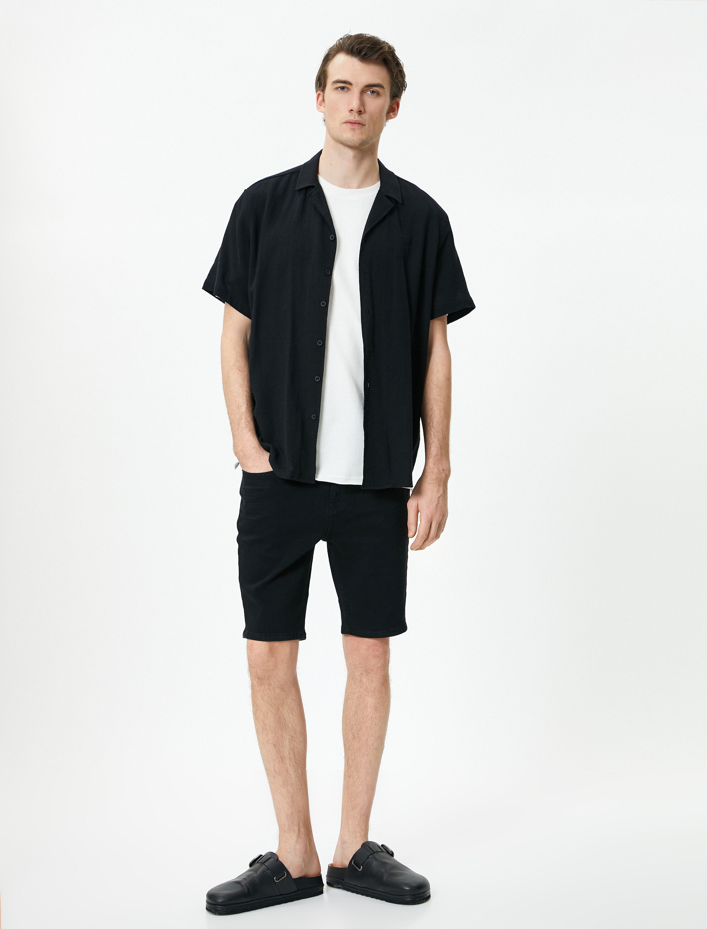 Koton Erkek Kot Şort Bermuda Slim Fit Düğmeli Cepli -1