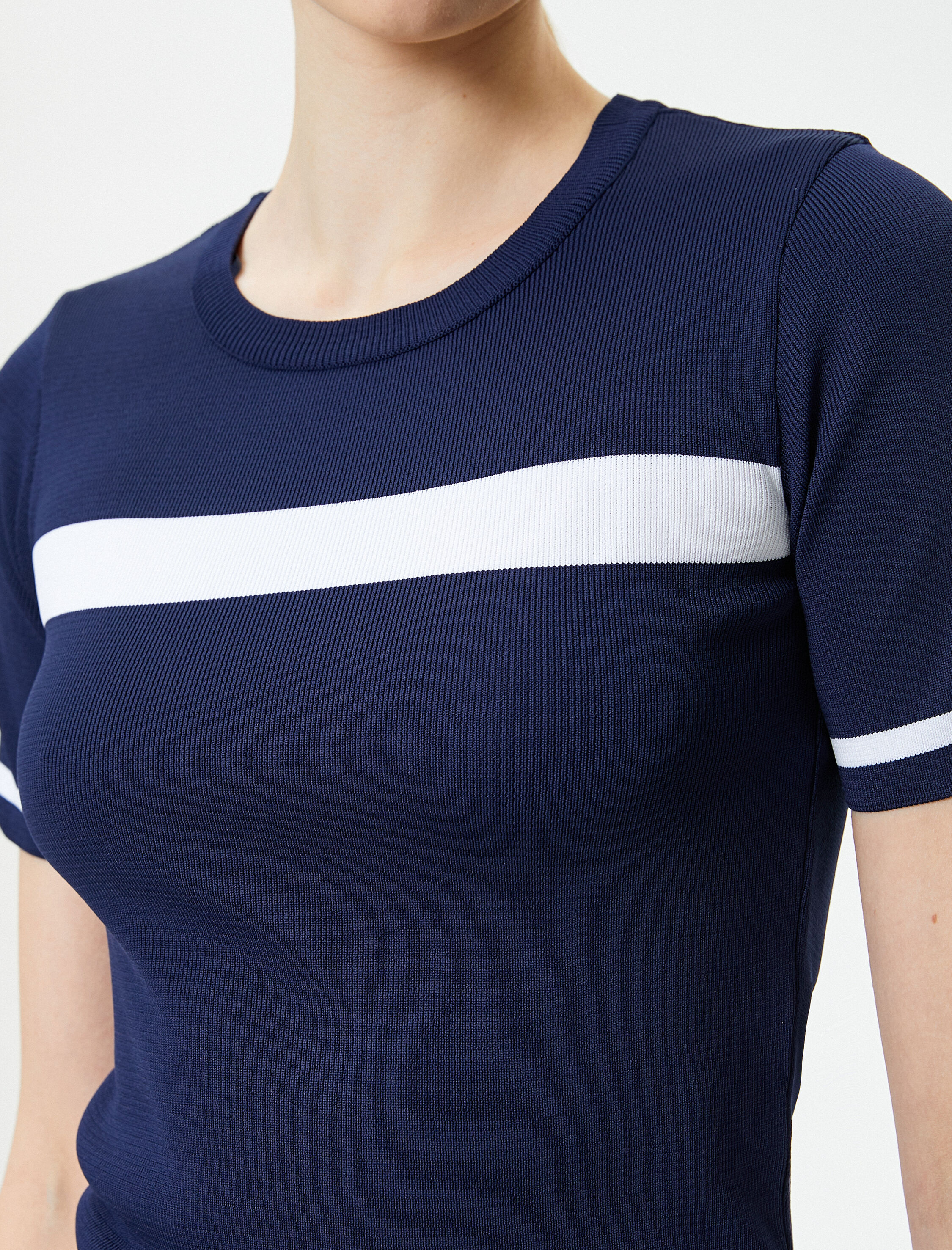   Kısa Kollu Kazak Triko Bisiklet Yaka Jakarlı